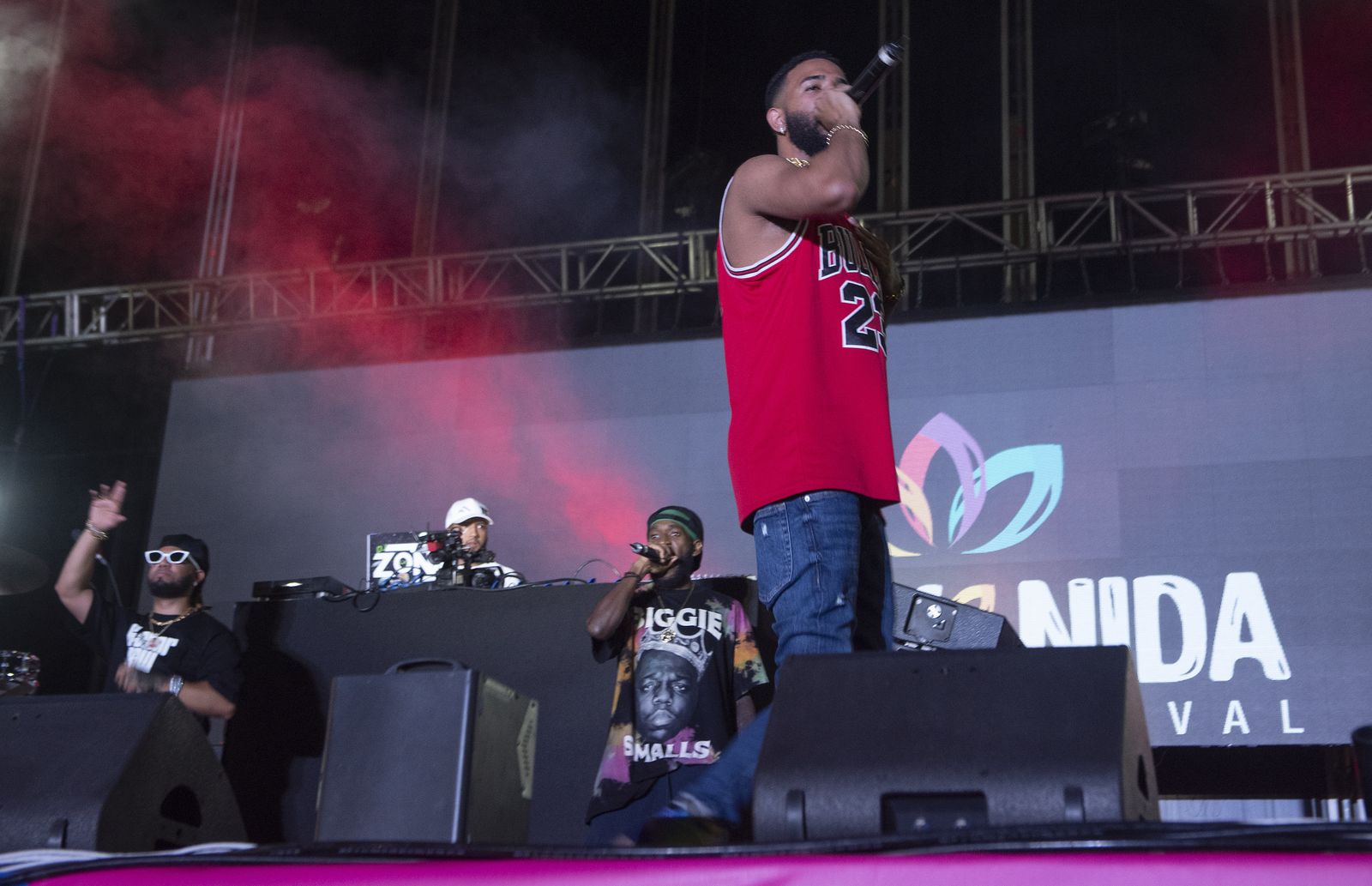 Las imágenes de  Lirico en la casa en el  Bienvenida Music Festival