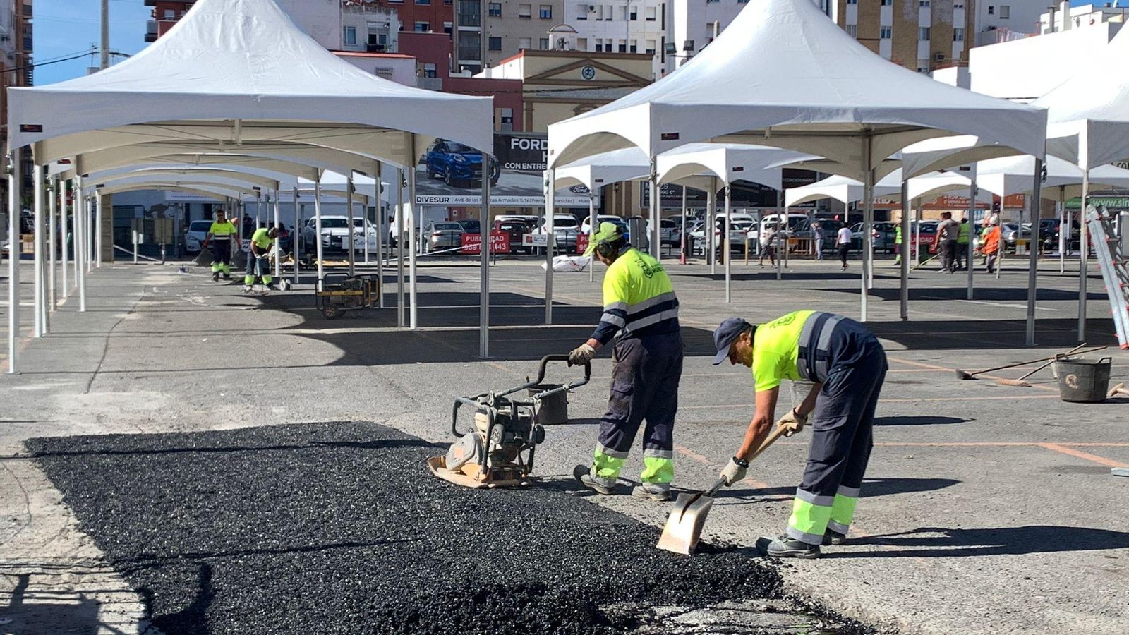 Trabajos de asfaltado.