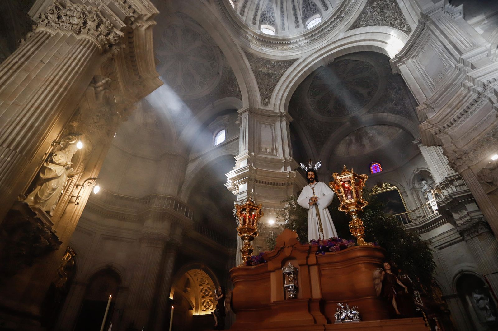 Crónica gráfica del Domingo de Ramos en Granada