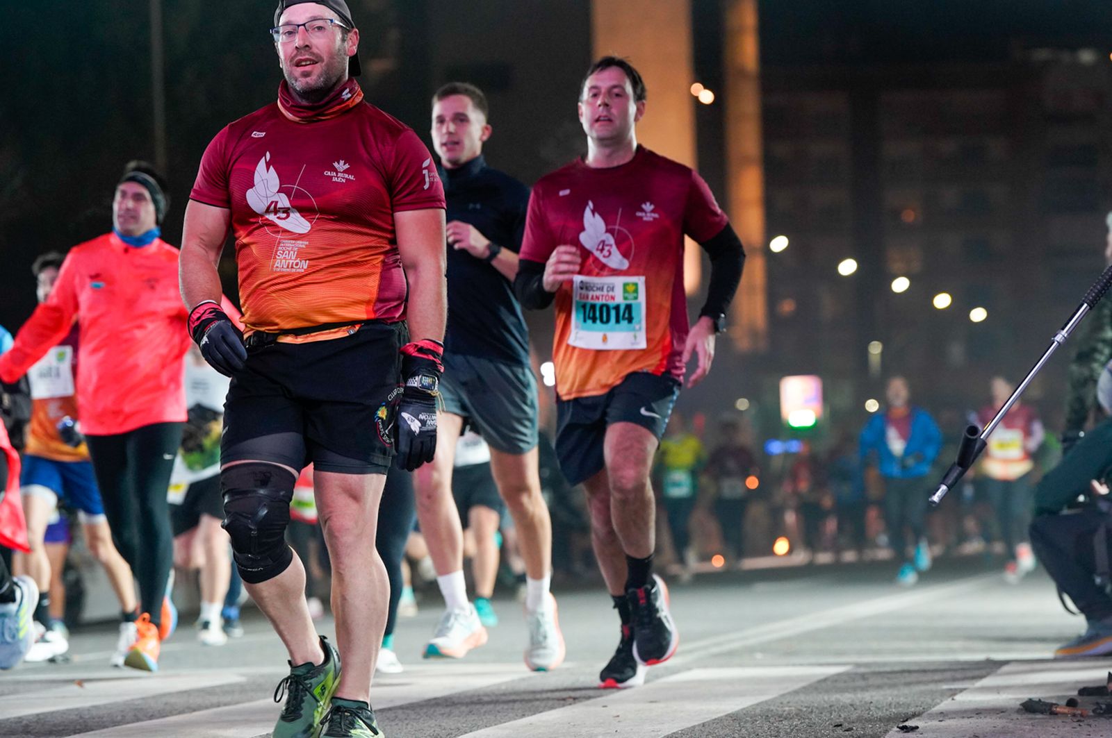 En imágenes: búscate en tu llegada a meta de la Carrera de San Antón 2026 (13)