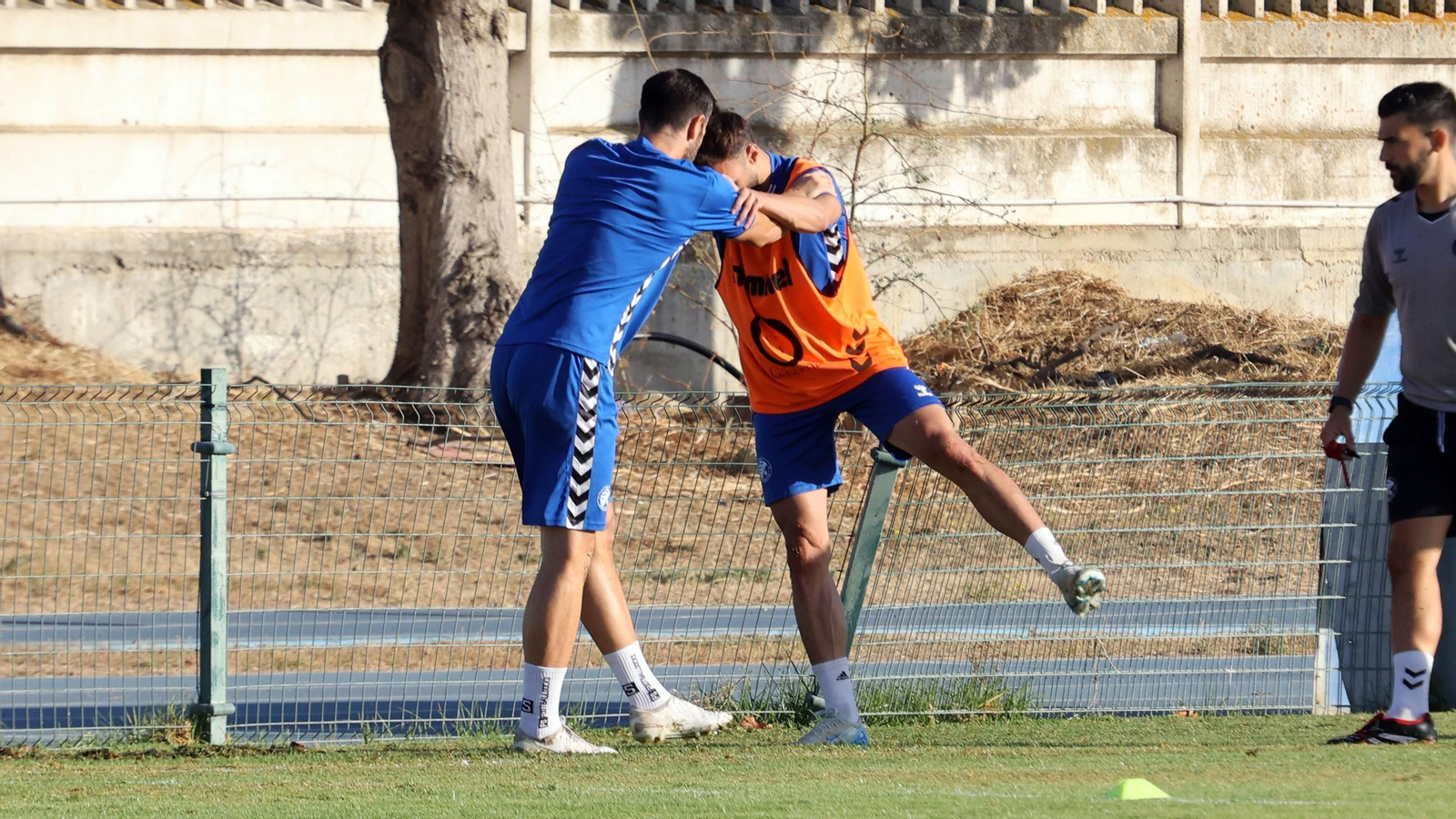 Las fotos del primer entrenamiento de la pretemporada 2025 del Xerez DFC