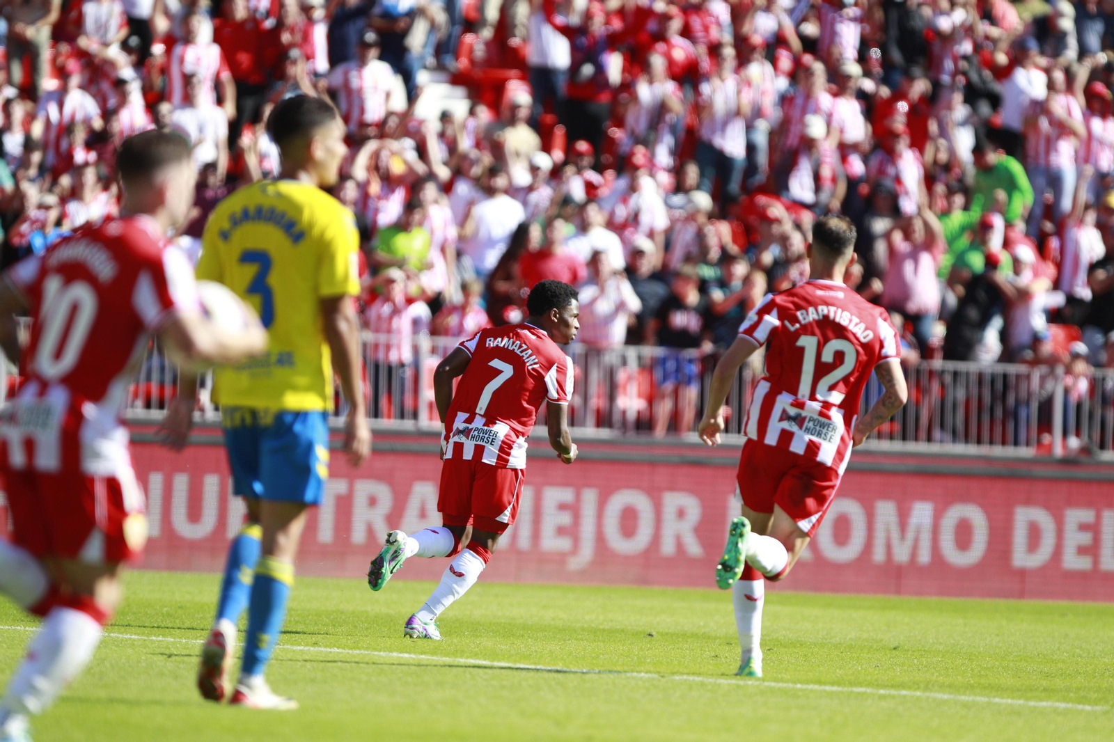 Imágenes del partido U.D. Almería-U.D. Las Palmas