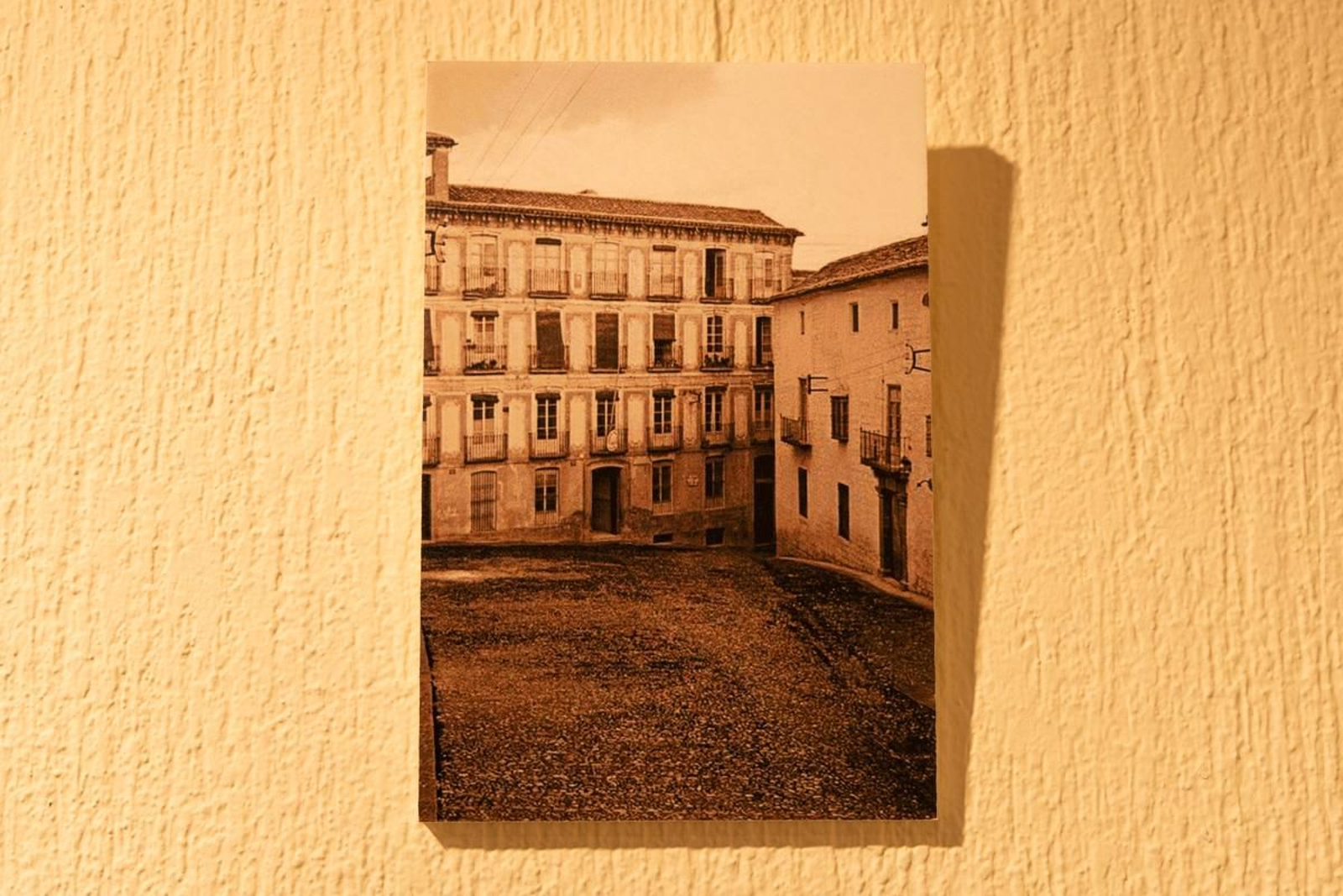 Exposición de "Plazas y rincones del Casco Histórico de Jaén", en imágenes