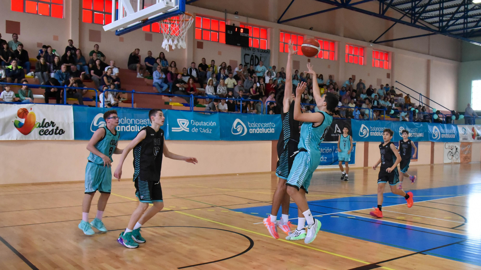 Las fotos de la tercera jornada del Andaluz infantil masculino de baloncesto en La Línea
