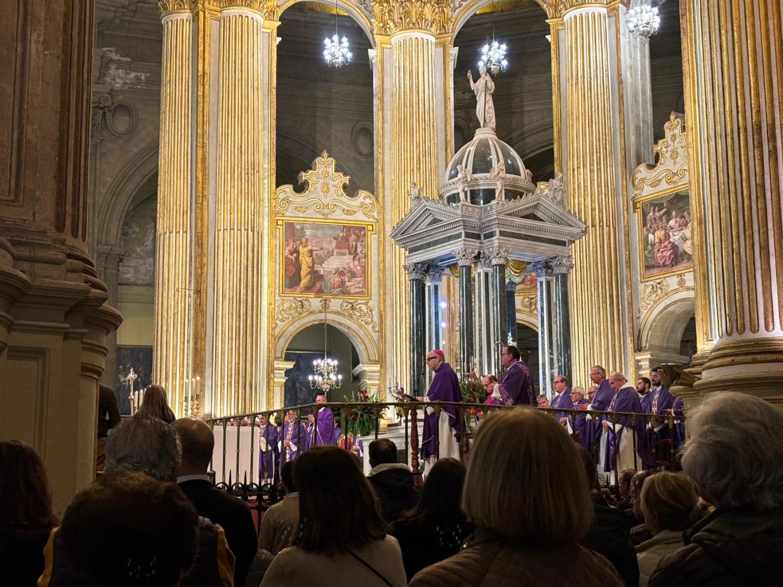 Misa en la Catedral de Málaga por las víctimas del accidente ferroviario en Adamuz.