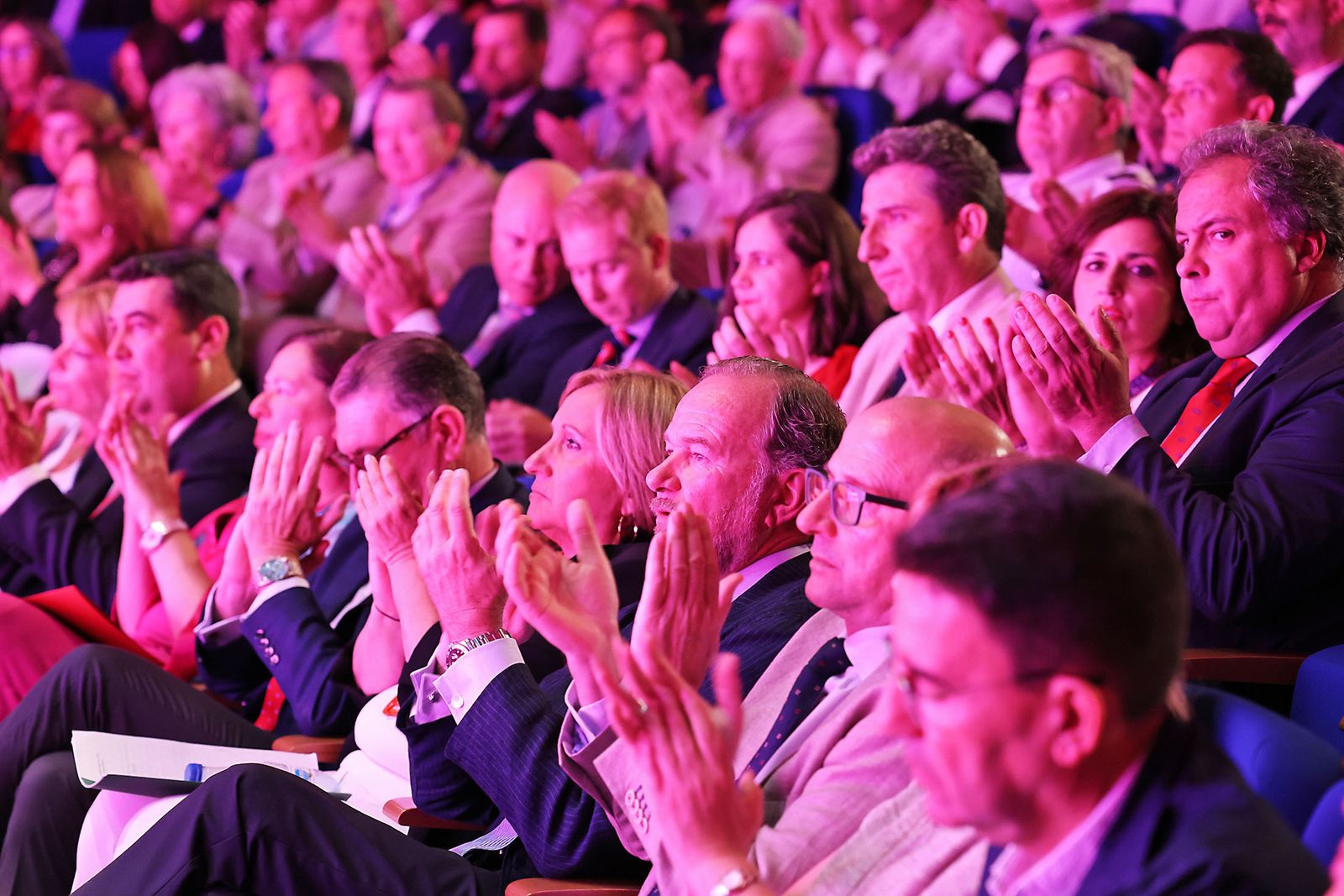 Imágenes del ambiente en el X Congreso de Frutos Rojos de Huelva