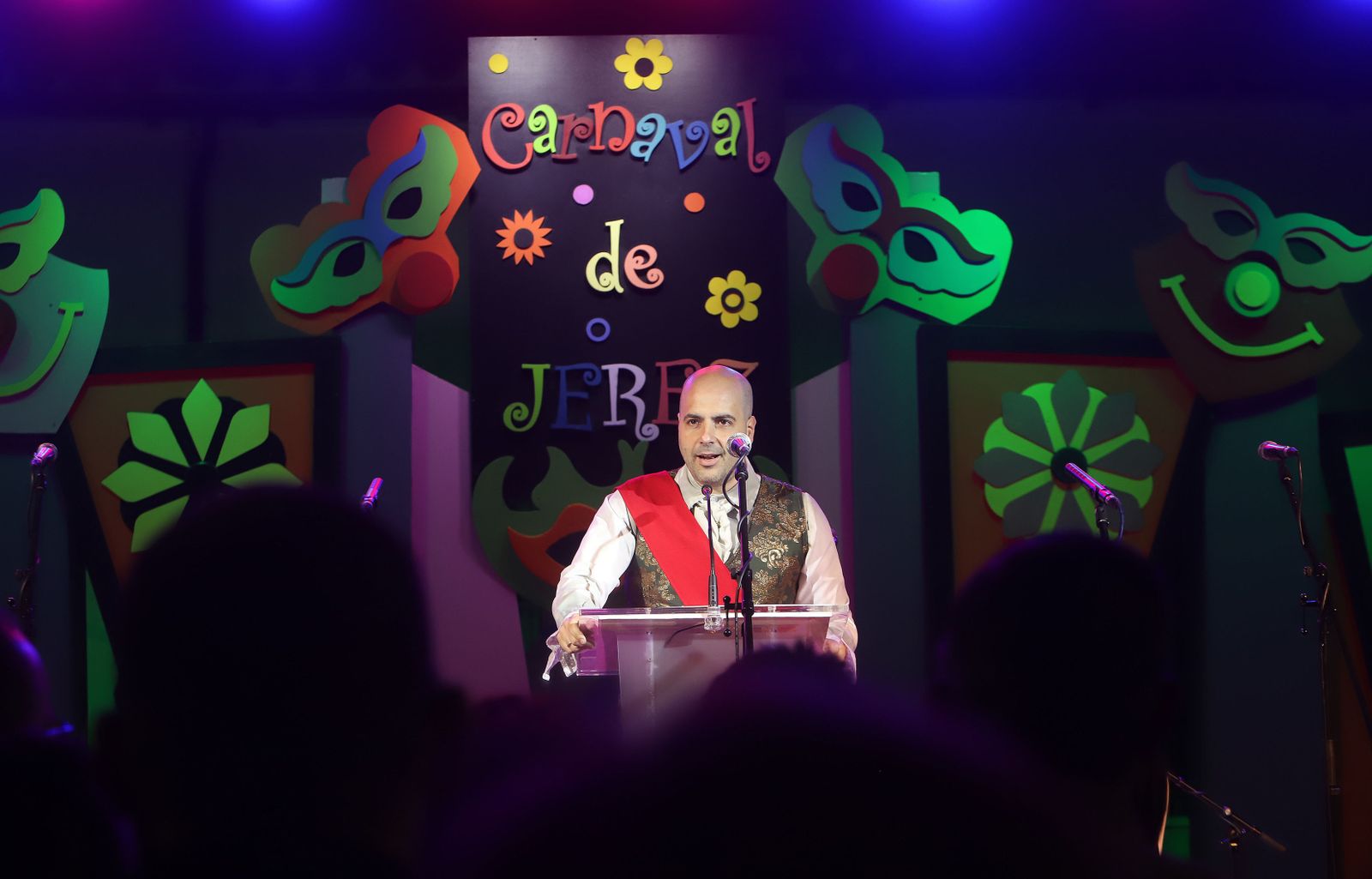 Jerez vive el Carnaval con Luis Rivero como pregonero