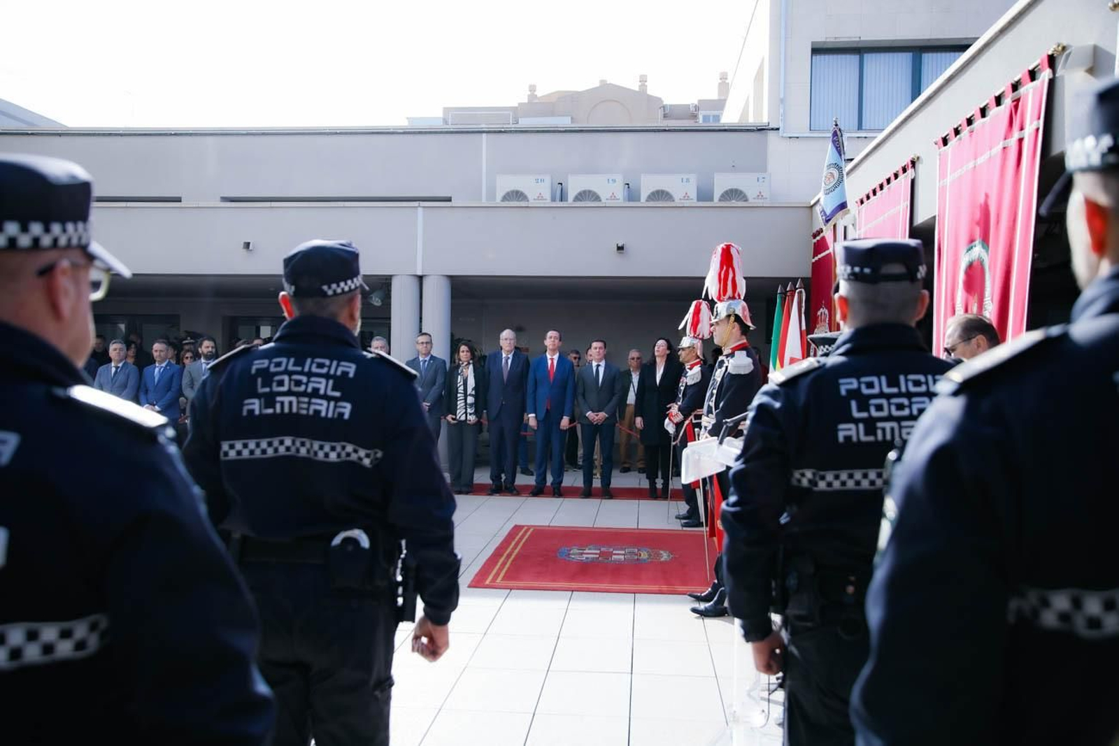 Las imágenes del la celebración de San Esteban en la Jefatura de la Policía Local