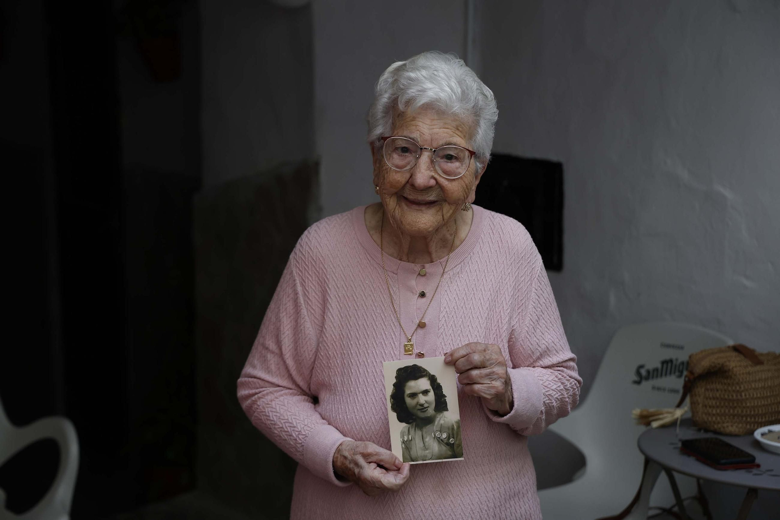 La vecina de Tarifa Juana Medero cumple 100 años rodeada de su familia