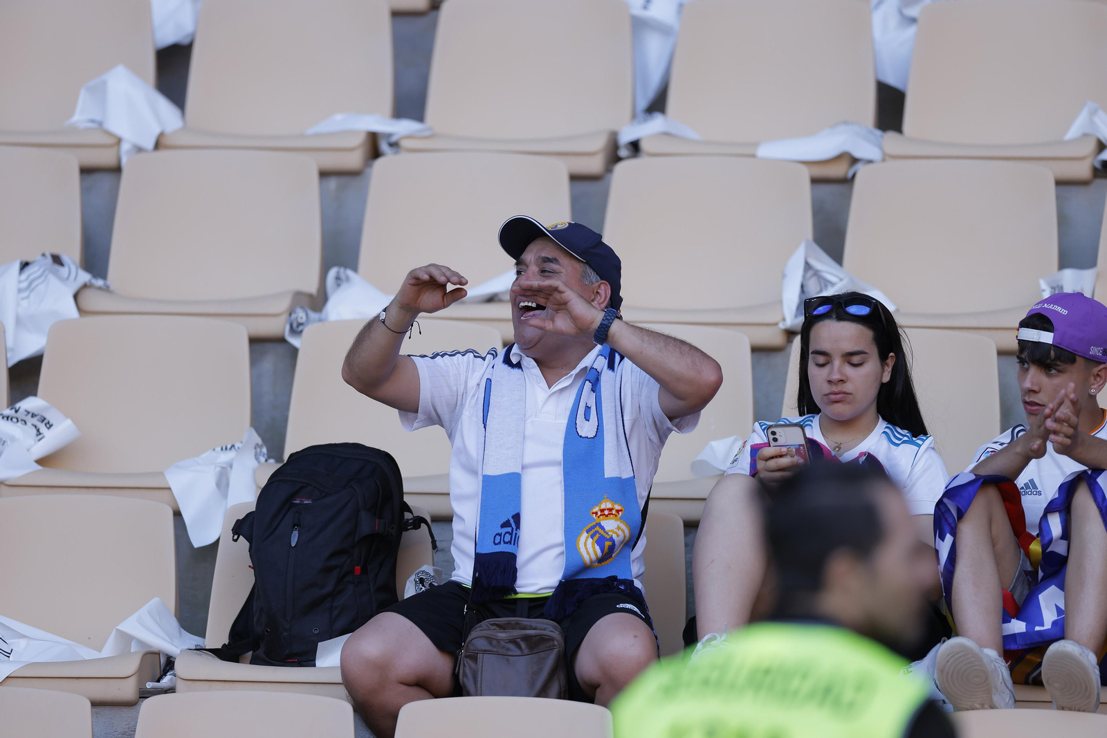 Búscate en las fotos de la final de la Copa del Rey entre el Madrid y el Osasuna