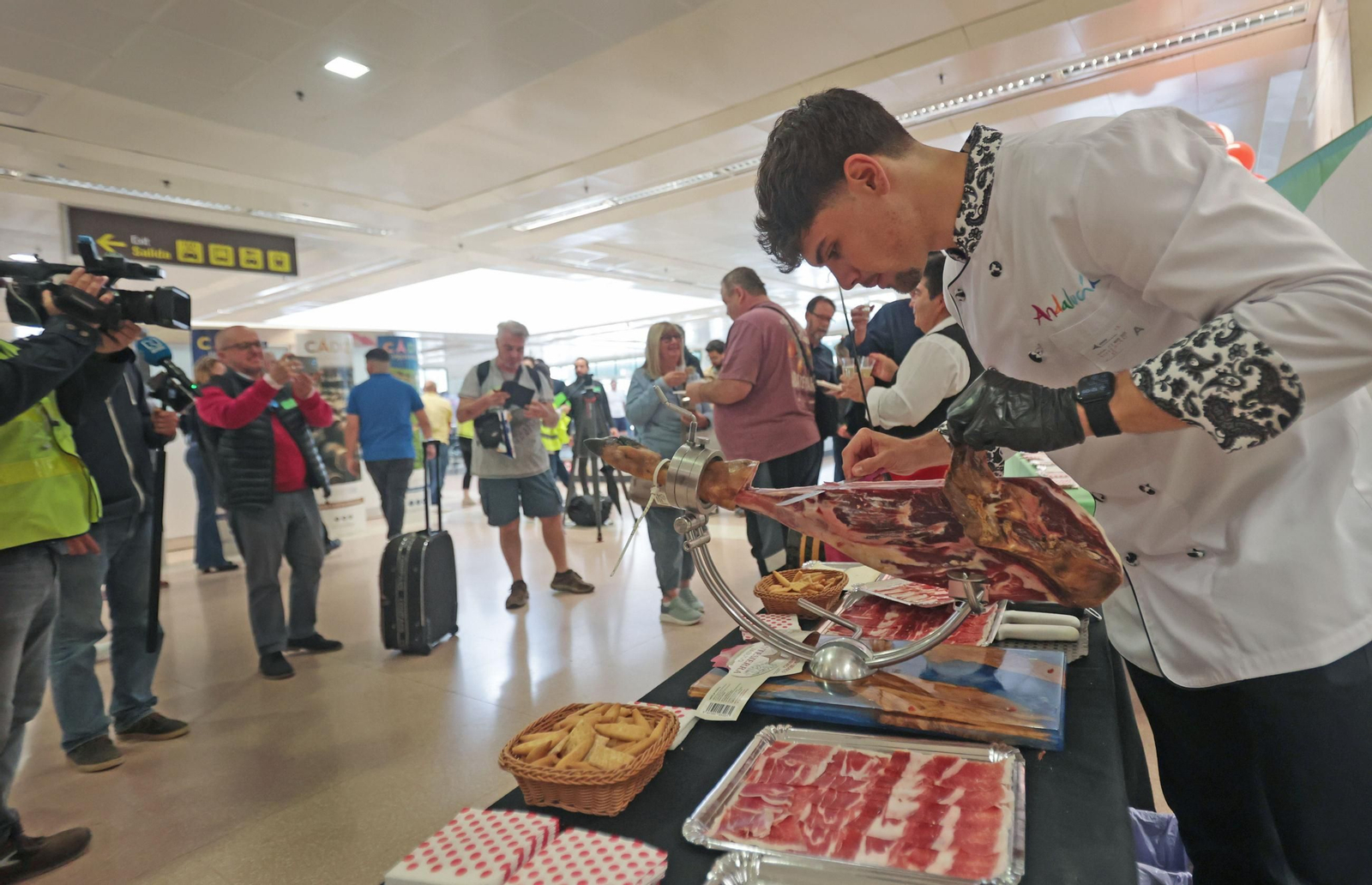 La llegada del primer vuelo de Jet2 al aeropuerto de Jerez en imágenes