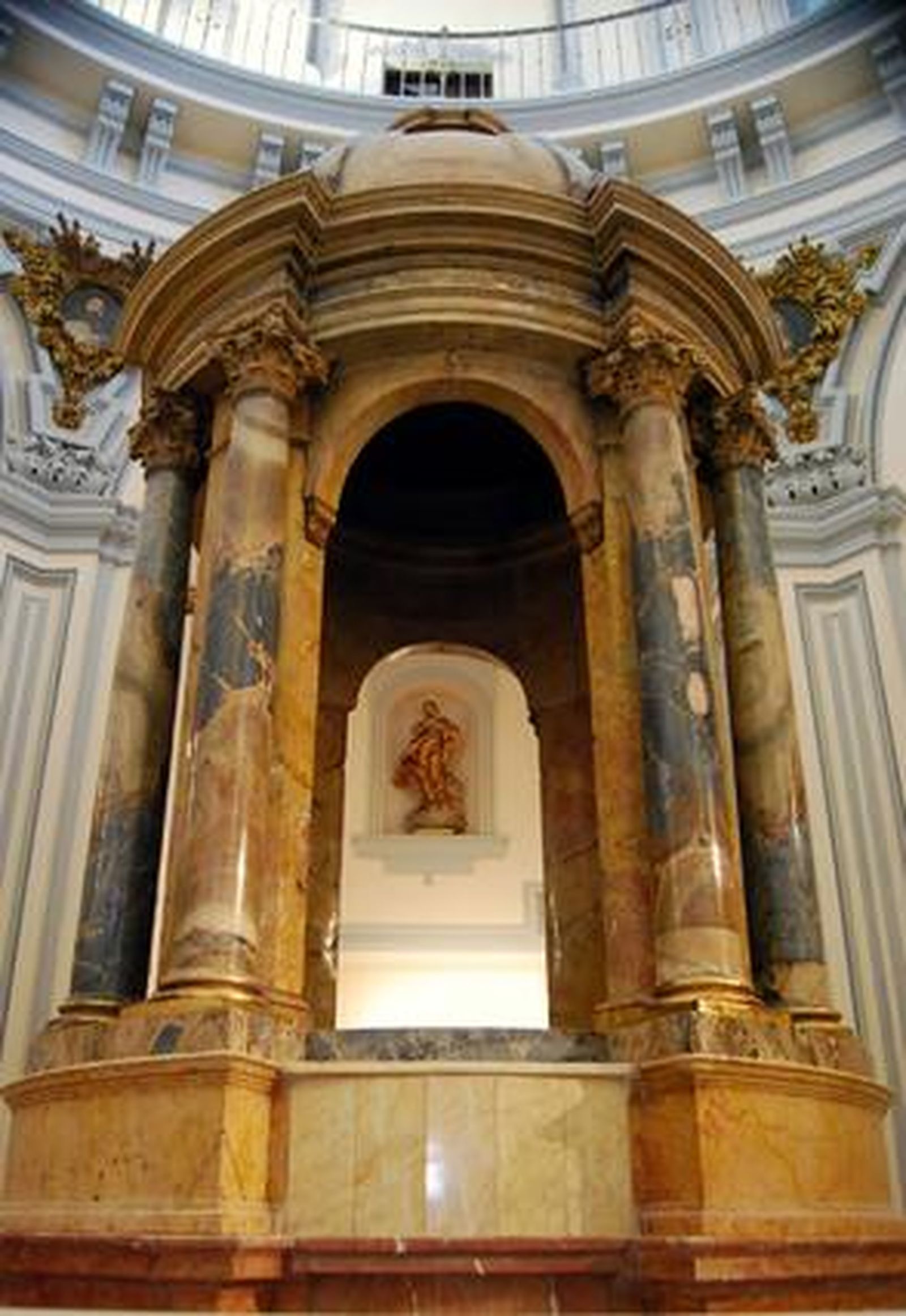 Tras las obras se han solucionado los problemas de humedades y restaurado las criptas

Foto: Malaga hoy