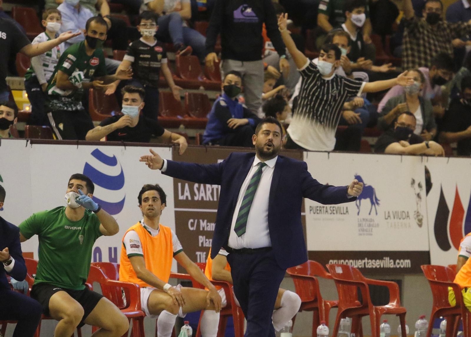 Las imágenes del empate del Córdoba Futsal ante Viña Albali Valdepeñas en Vista Alegre