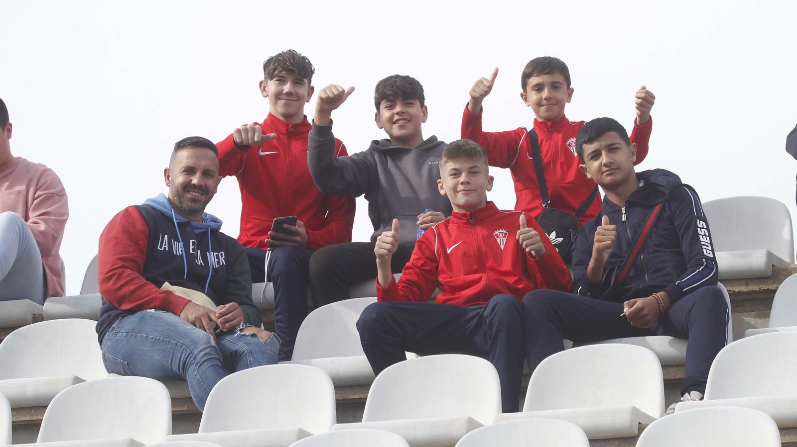 Búscate en el Algeciras CF  - Linares de Primera Federación