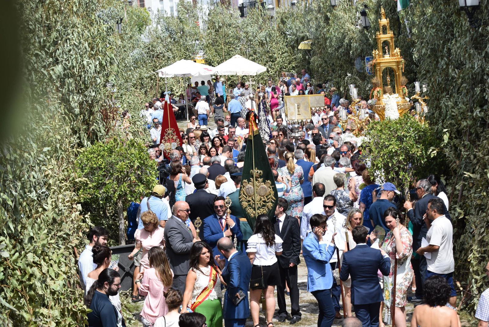 El Corpus en Hinojos. en imágenes