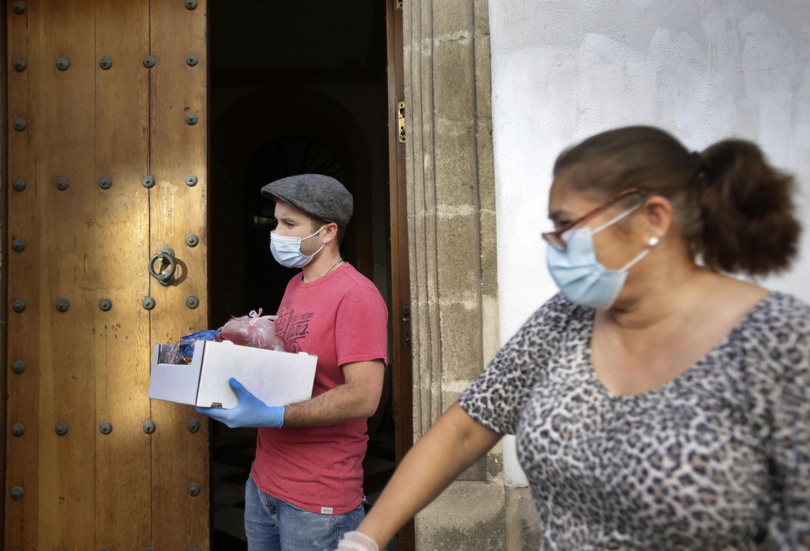 INVISIBLES, un puñado de voluntarios que solo se dejan ver por los mas necesitados.