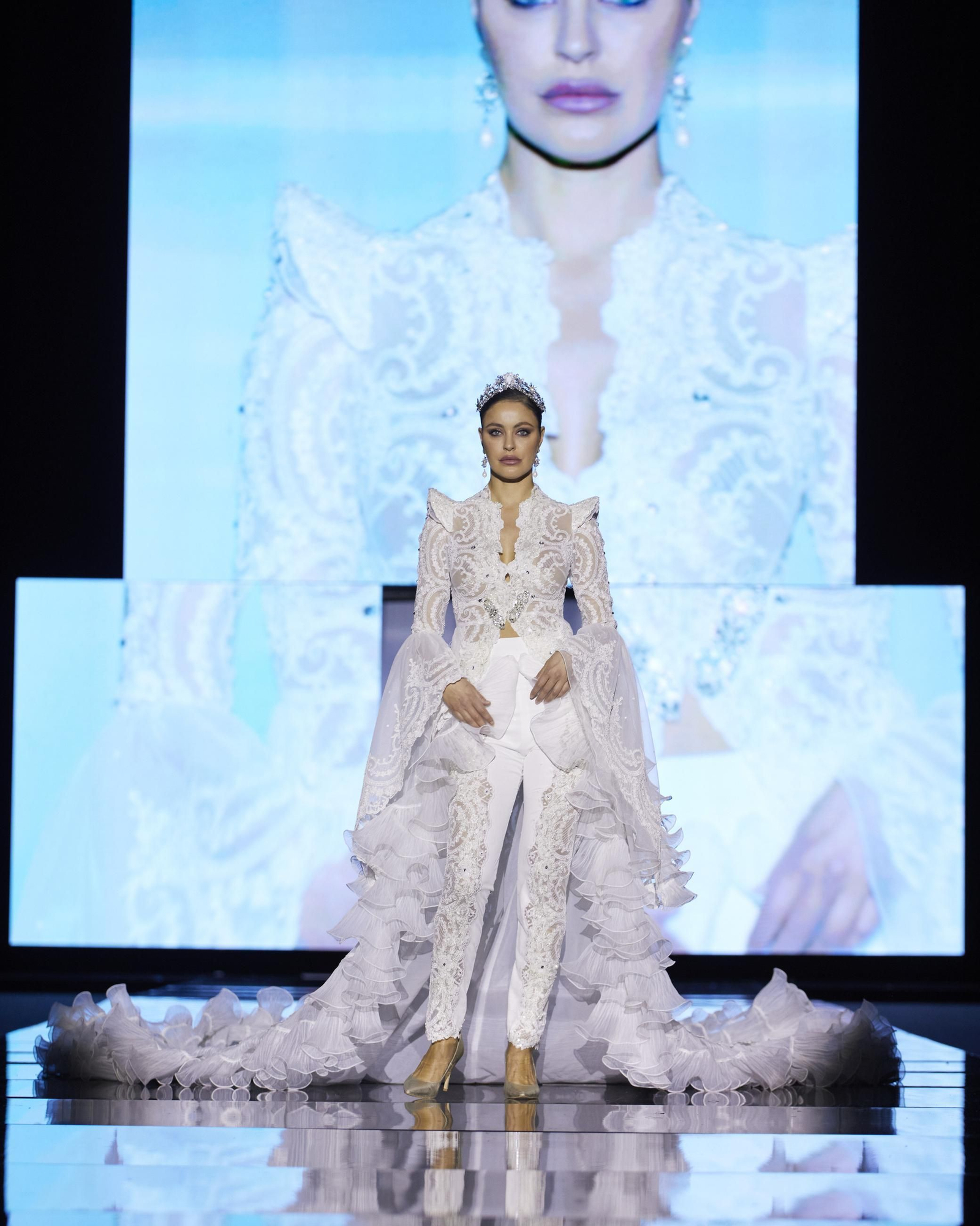 Desfile de Teressa Ninú Atelier en SIMOF 2025, todas las fotos