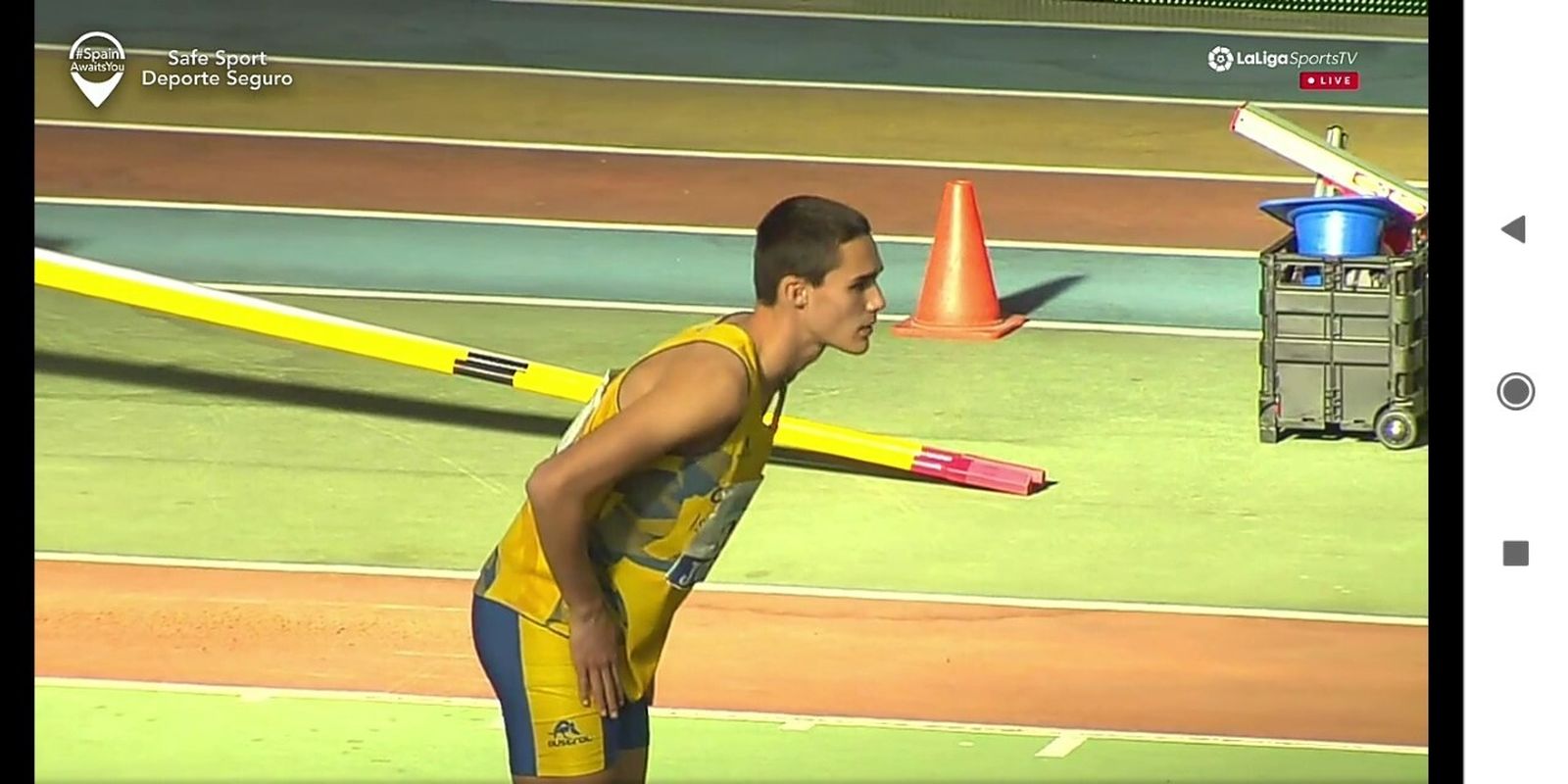 David Santana, durante su participación en la prueba de triple salto.