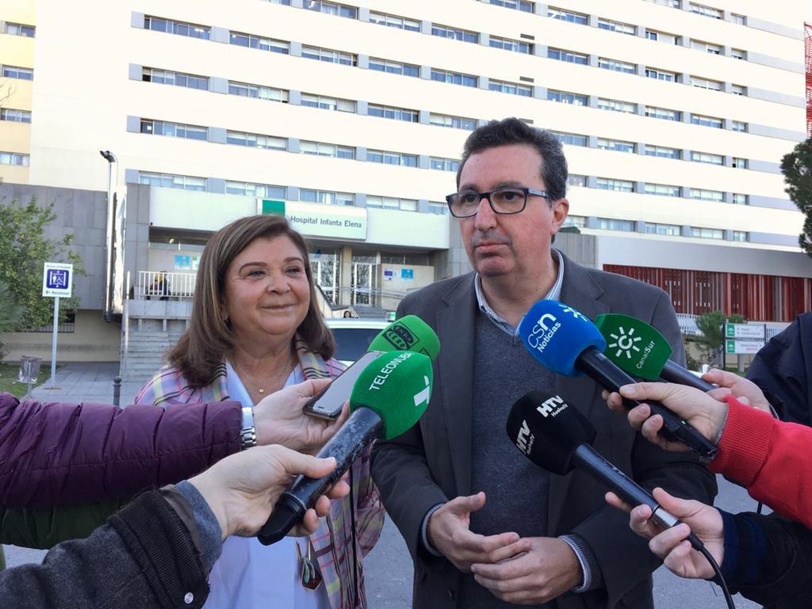 Manuel Andrés González y Carmen Céspedes.