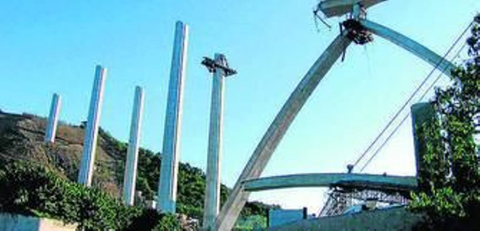 Imagen de archivo del viaducto que se desplomó.