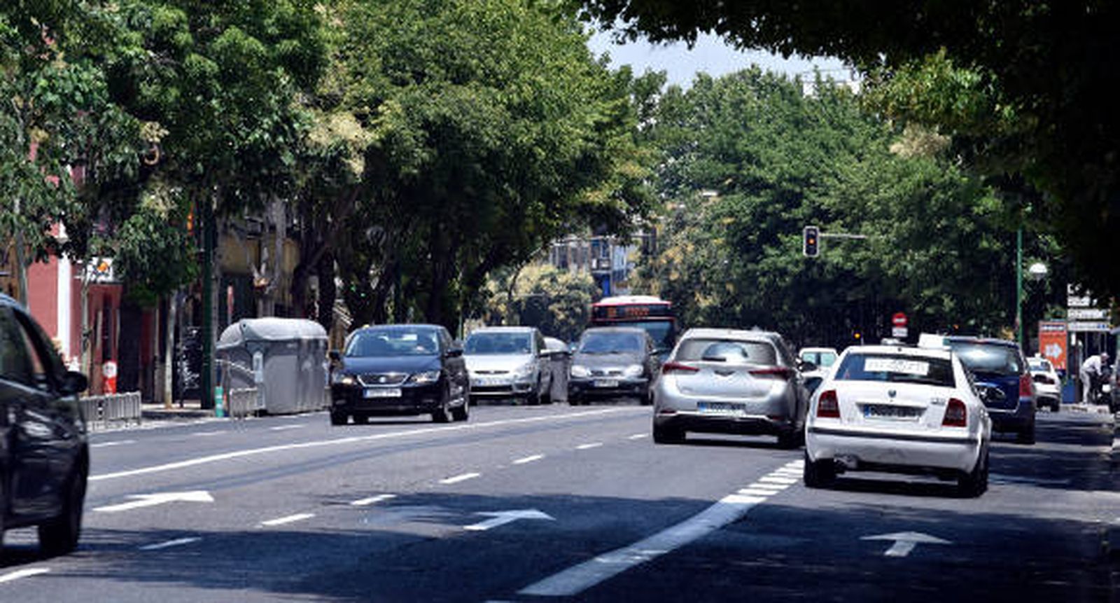 Menéndez Pelayo gana un segundo carril en dirección a Luis Montoto