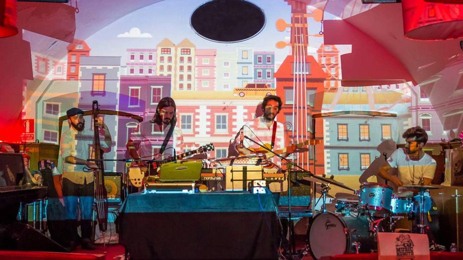 Un concierto de Music Komite.