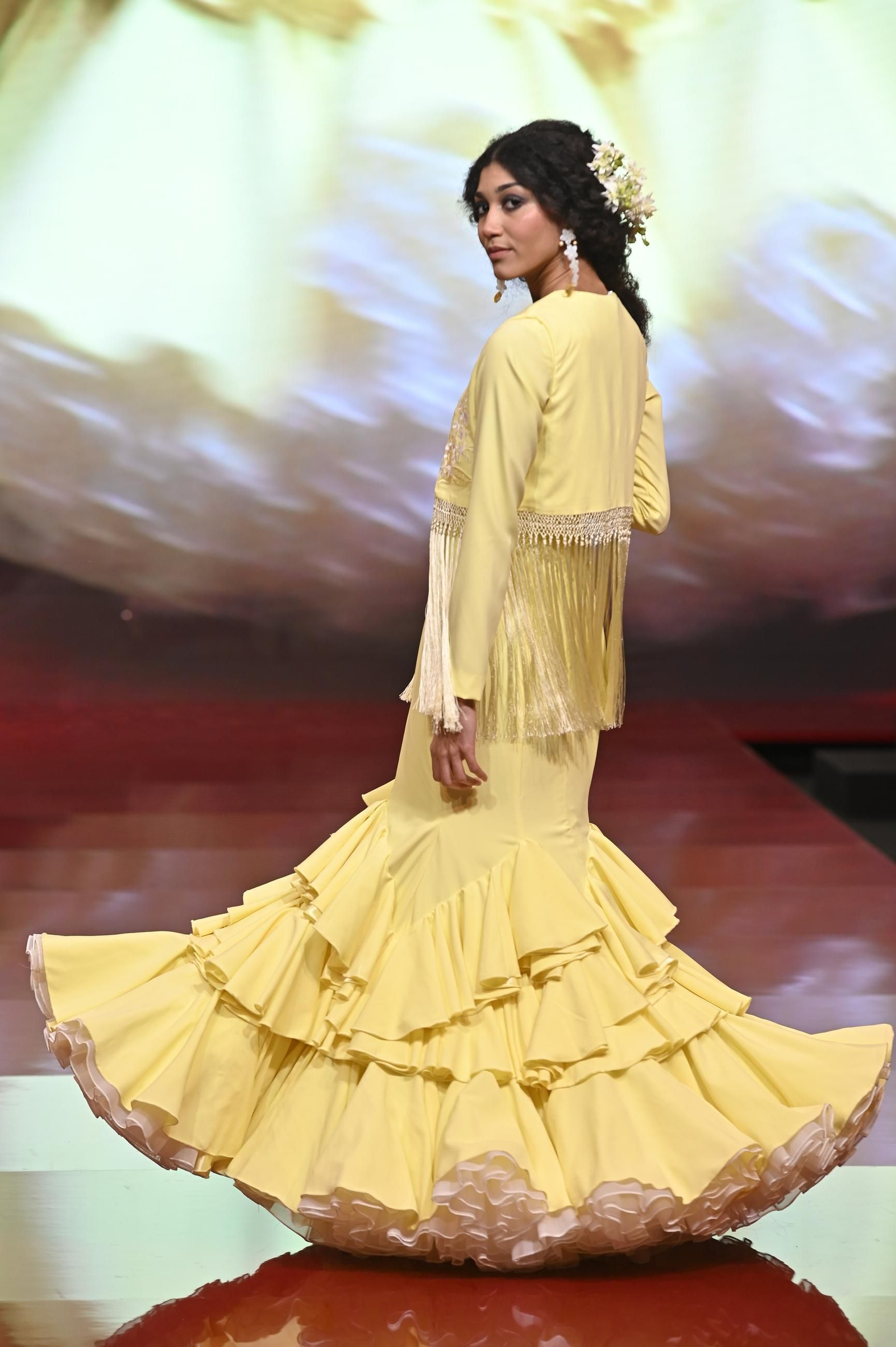 Huelva Flamenca 2025: Desfile de Ángeles Isa