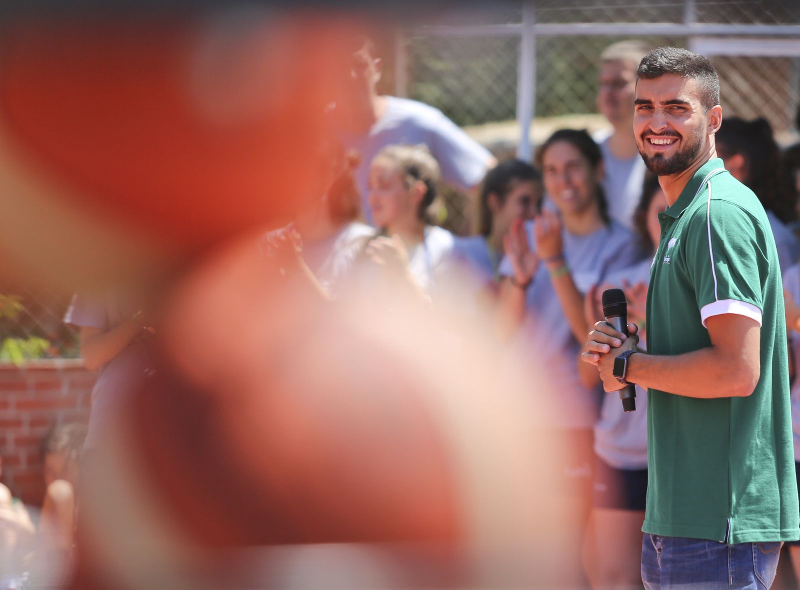 Jaime Fernández, en una visita al Campus del Unicaja.