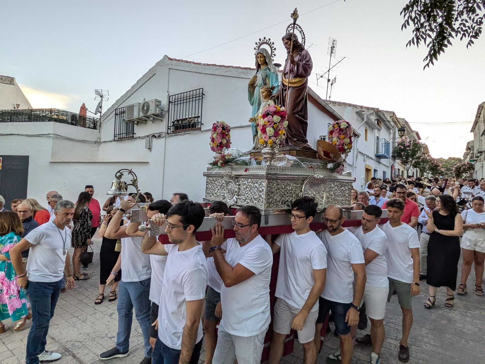 Las fiestas de la Sagrada Familia de Las Casillas de Martos, en imágenes
