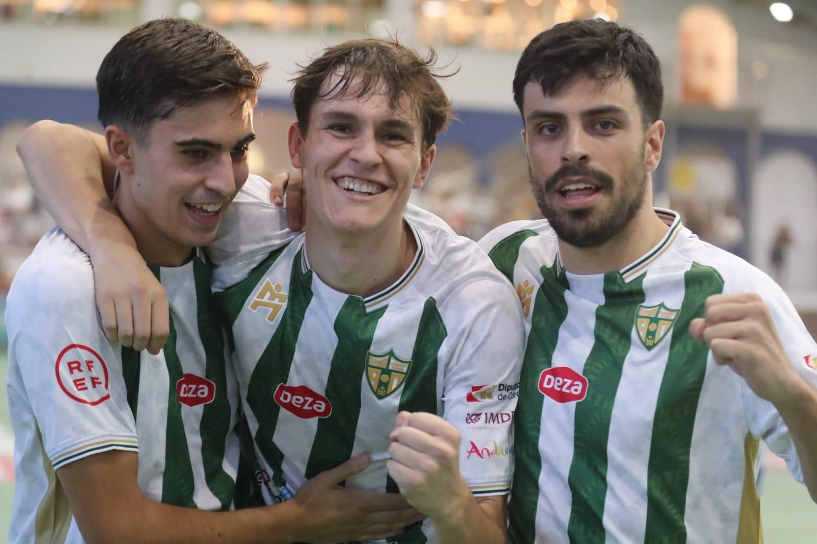 Jugadores del Córdoba Patrimonio celebrando un gol en la semifinal de la Copa de Andalucía