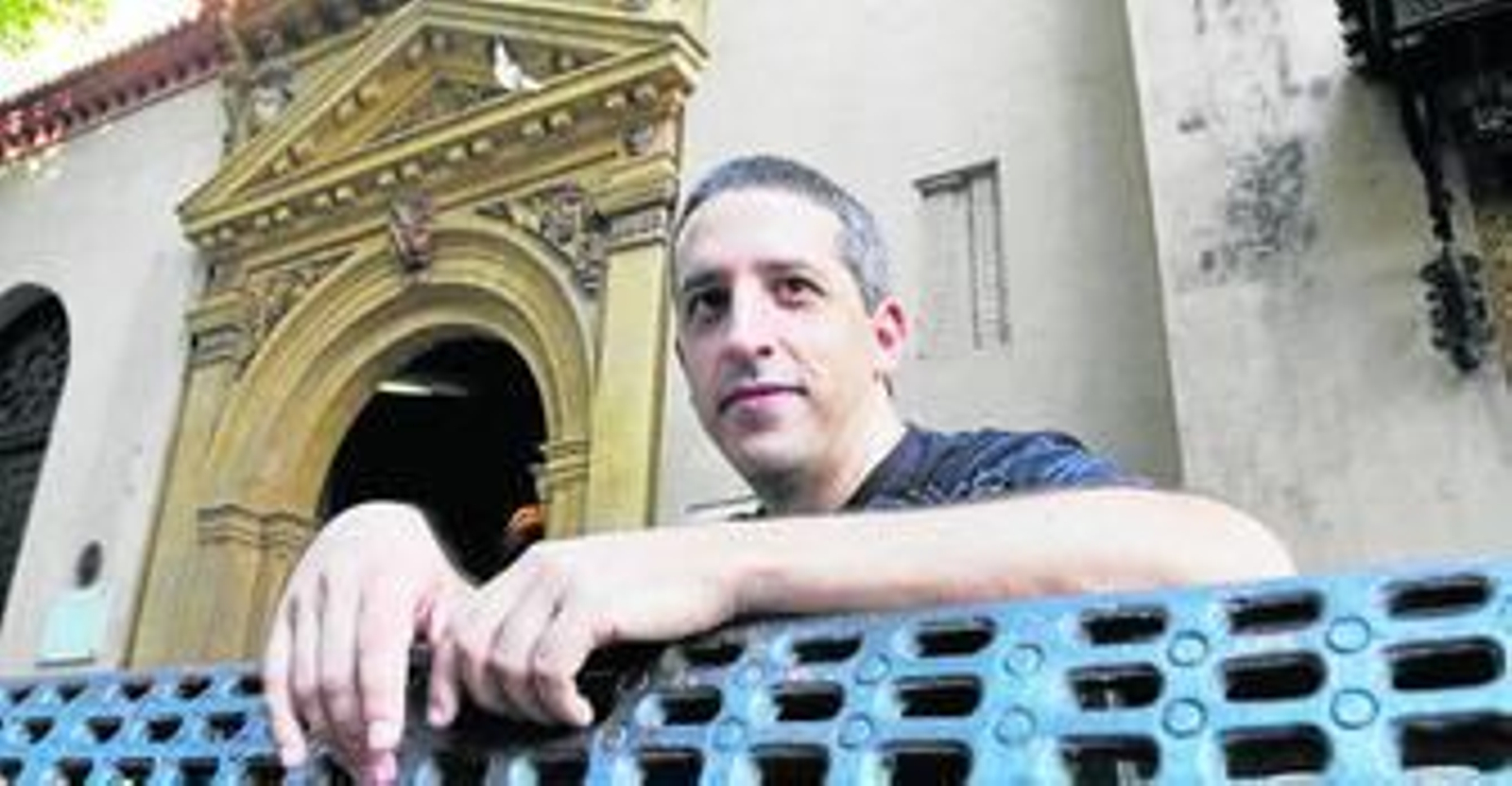 Alejandro Casal (Sevilla, 1970).