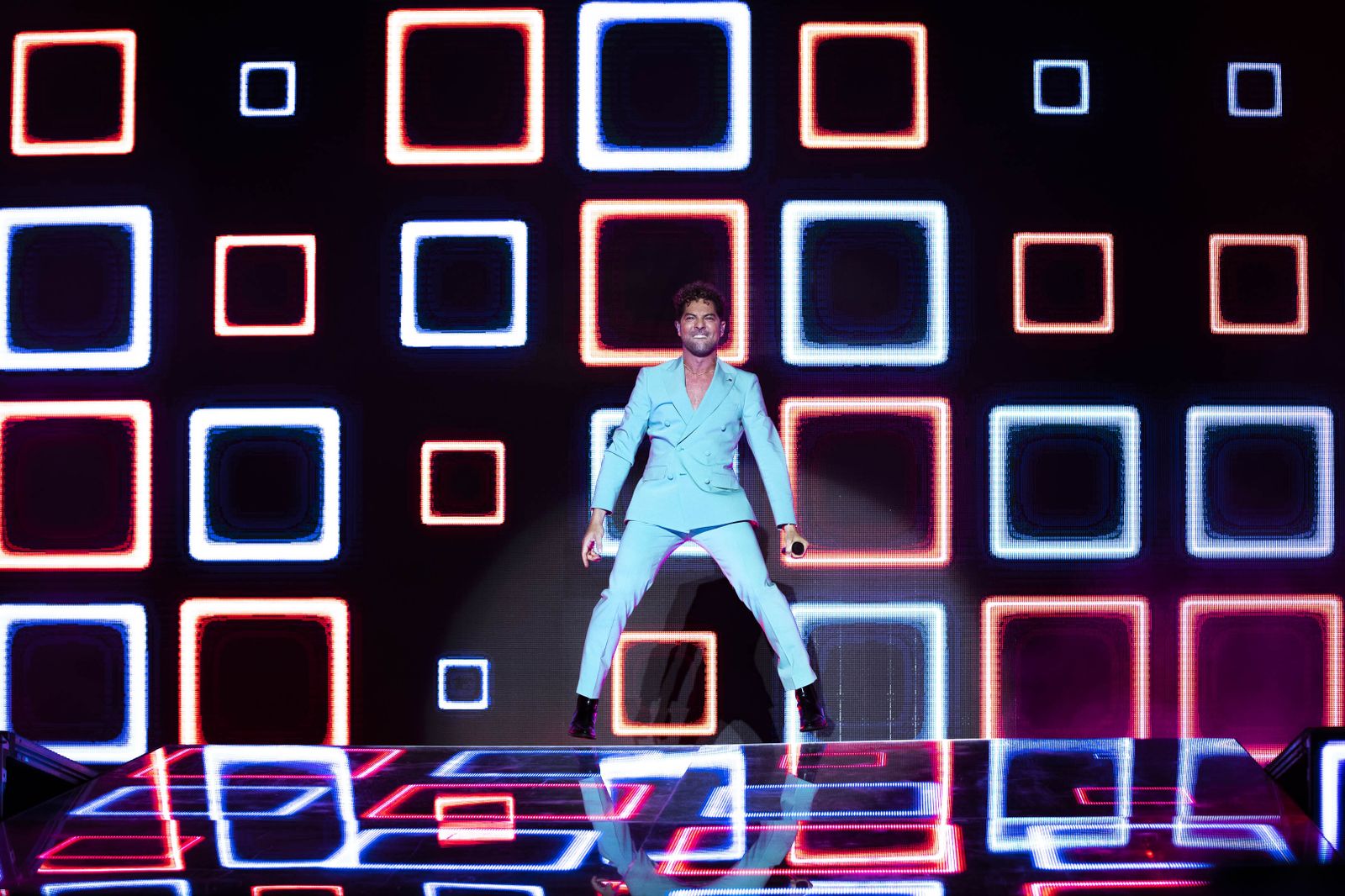 Búscate entre las imágenes del concierto de David Bisbal en Concert Music Festival de Chiclana