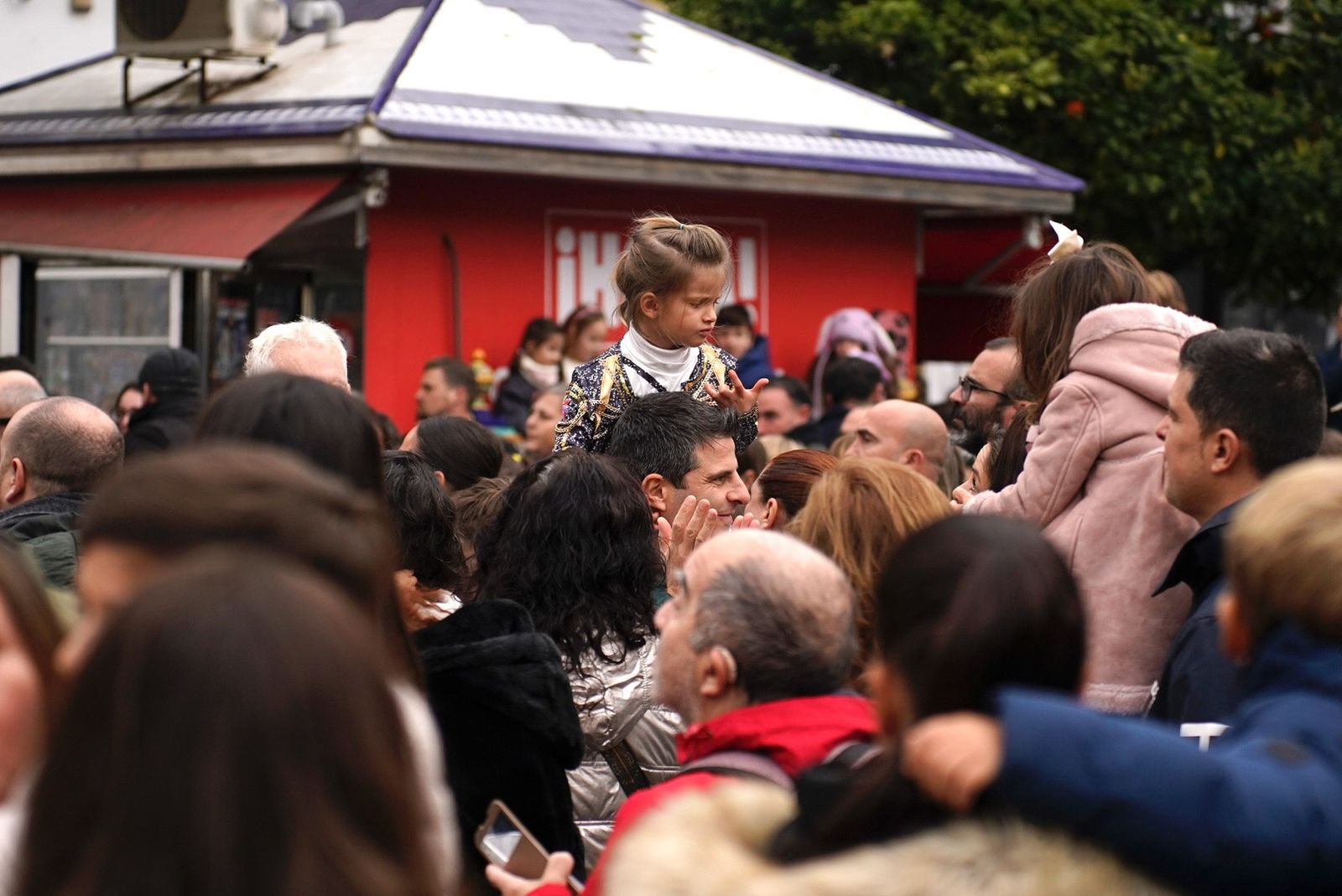 Fotos de las campanadas infantiles en la Plaza Alta de Algeciras