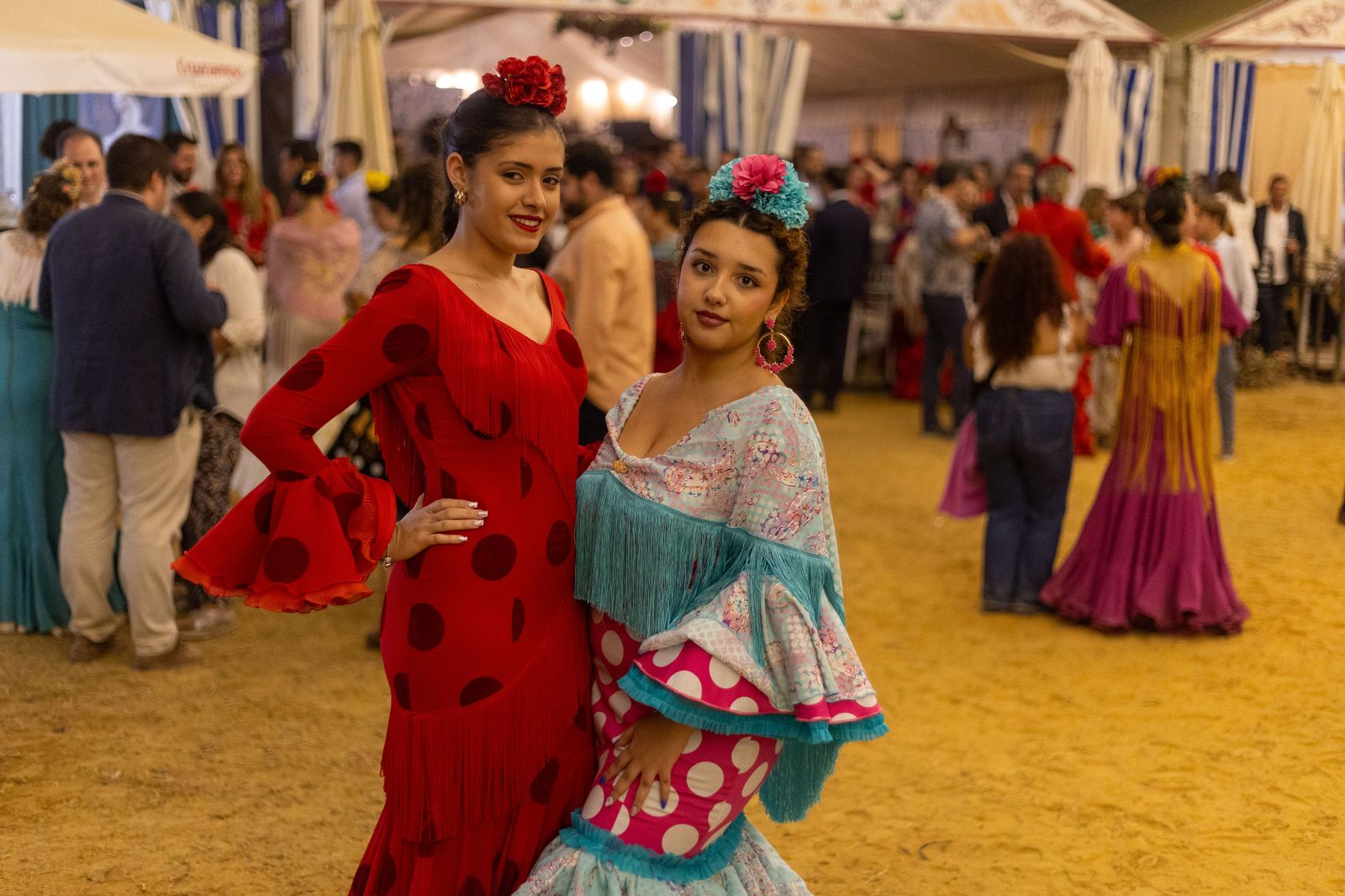 Feria del Caballo 2023: Imágenes del ambiente en la noche del sábado