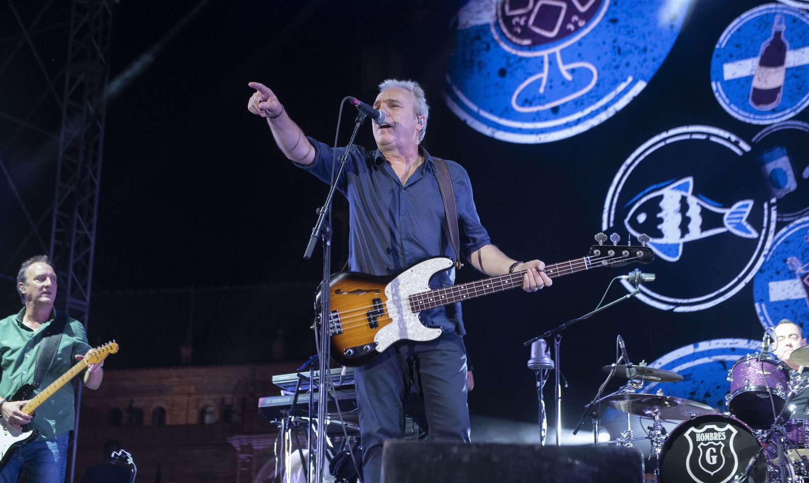 Las imágenes del concierto de Hombres G en Icónica