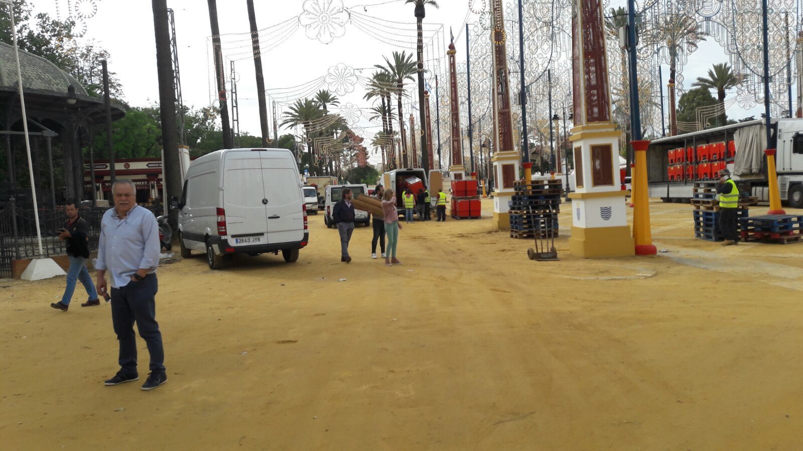 Las labores de montaje en el real.