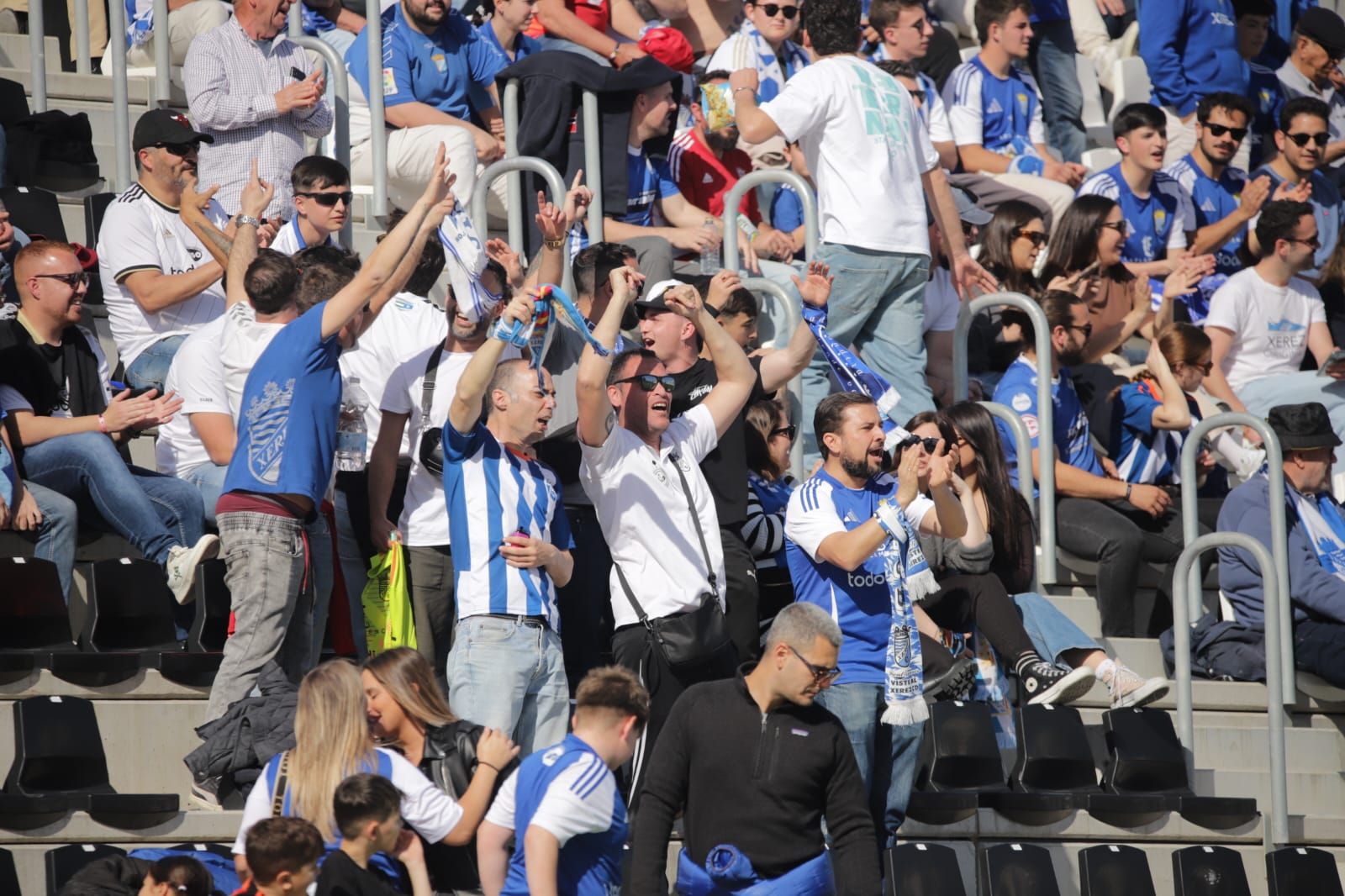 Búscate en el Balona-Xerez CD en el Ciudad de La Línea
