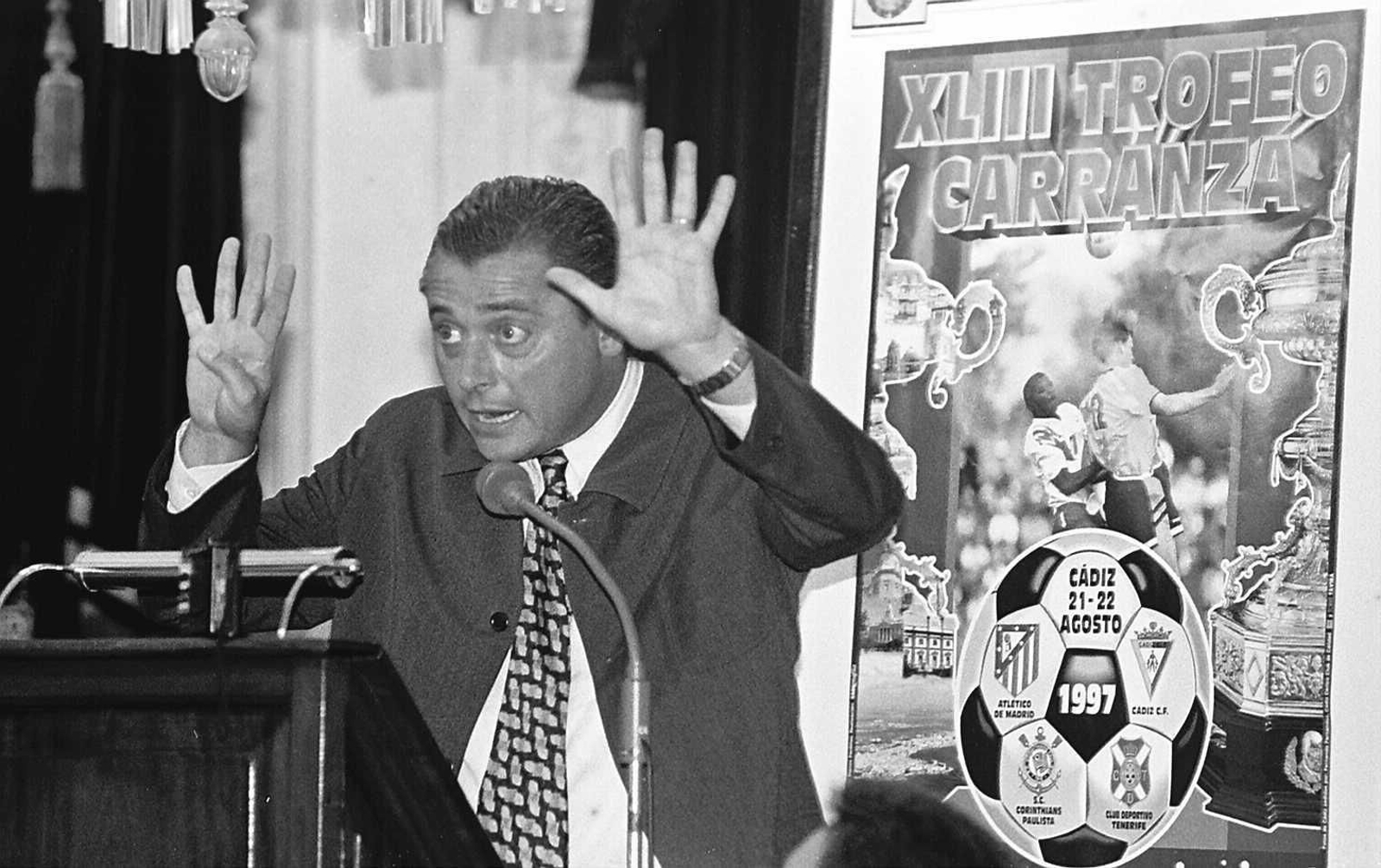 Robinson presentó el Trofeo Carranza en 1997
