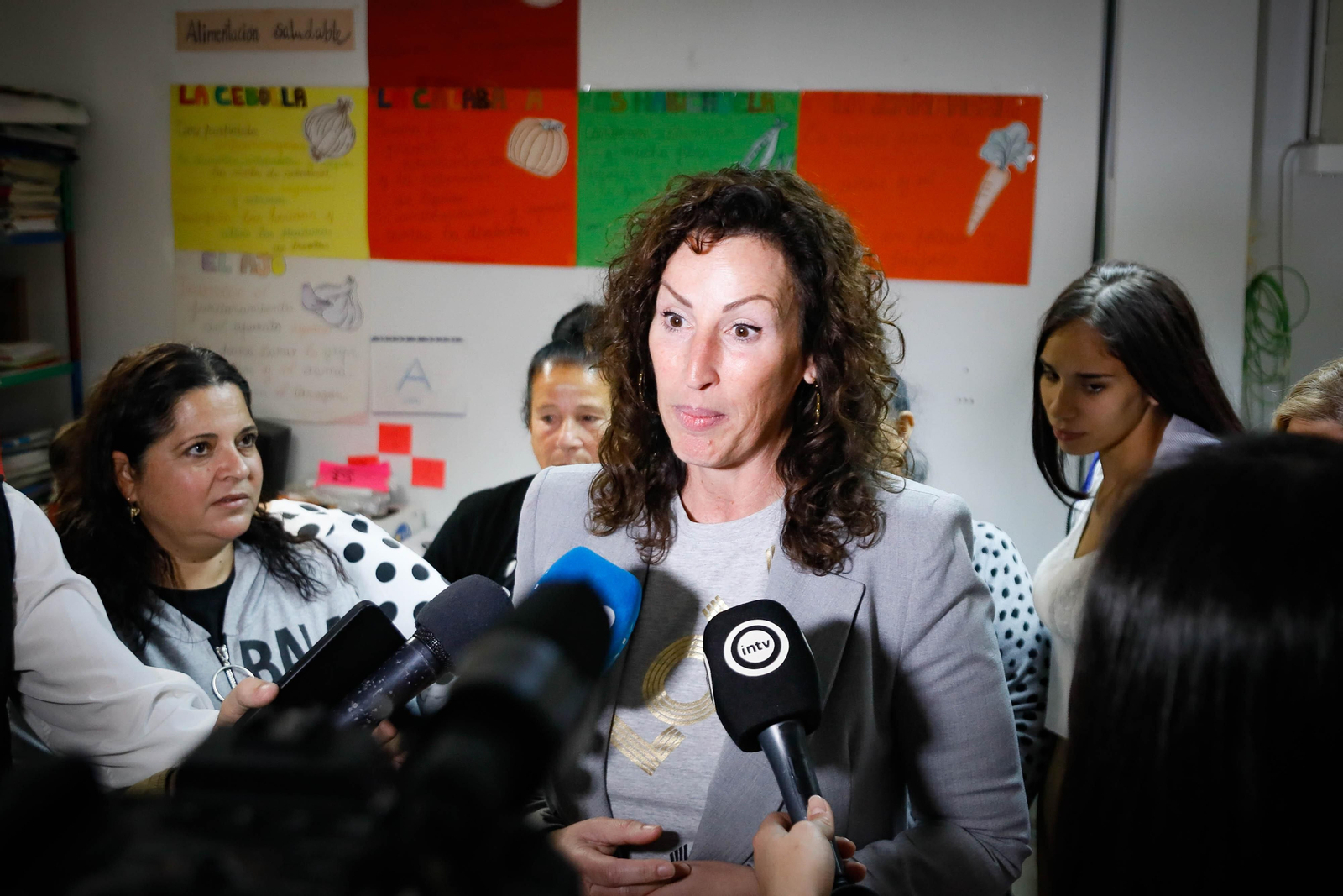 Imágenes del inicio de curso en la Escuela de Madres de Los Almendros