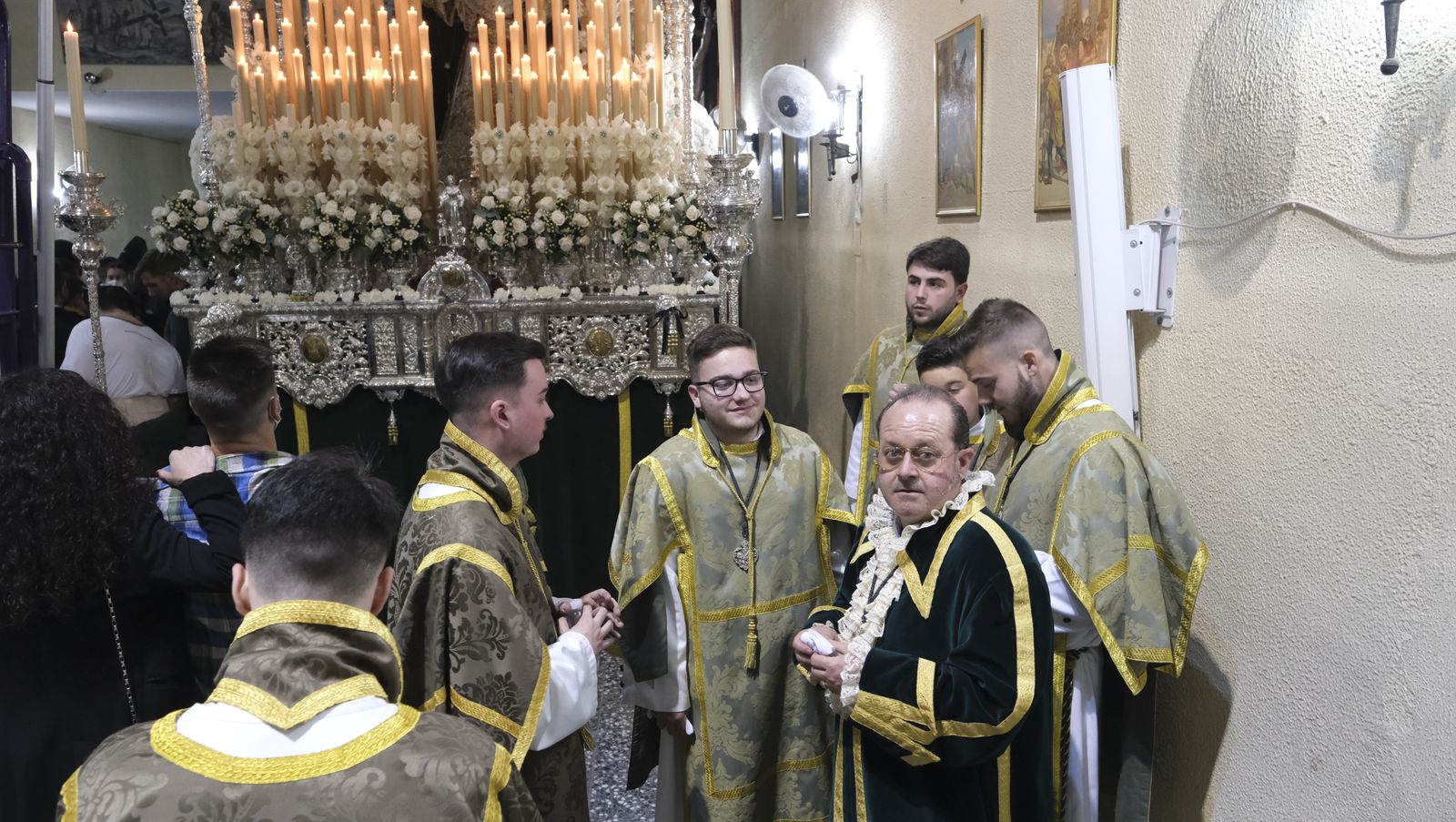 Procesión de Macarena en Almería, en imágenes.