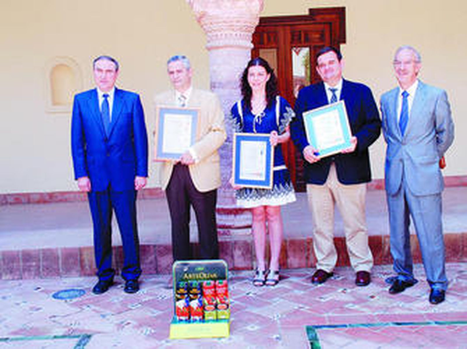 José Antonio Ruiz Almenara, Rafael Guardeño, Elena Maraver, Felipe Silvela y Ramón Robles.