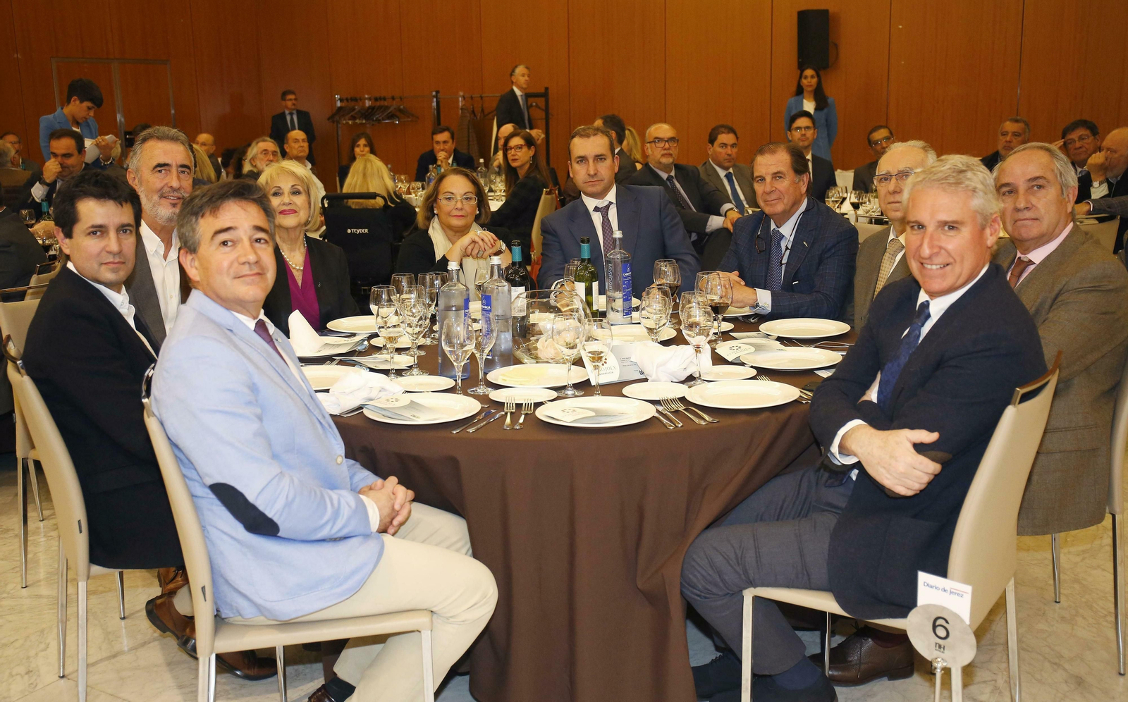Las fotos del Foro Joly con el consejero de Salud, Jesús Aguirre