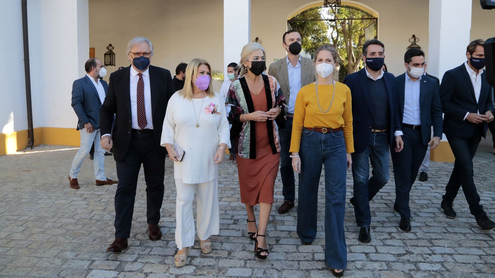 La alcaldesa, Mamen Sánchez, con la consejera de Cultura, Patricia del Pozo.