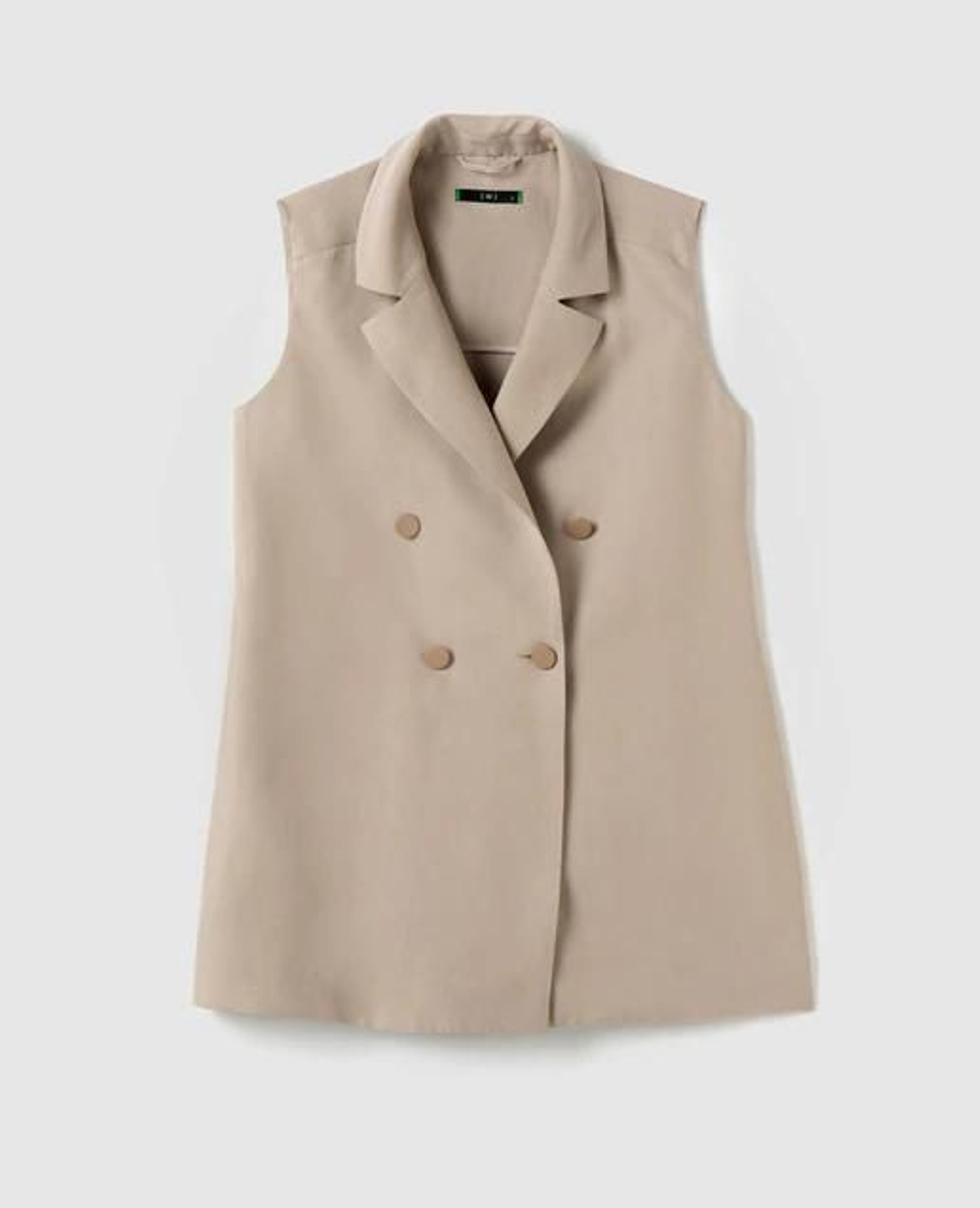Chaleco beige de Woman Limited El Corte Inglés (antes 99 euros, ahora 69,30 euros). Chaleco beige de Woman Limited El Corte Inglés (antes 99 euros, ahora 69,30 euros).