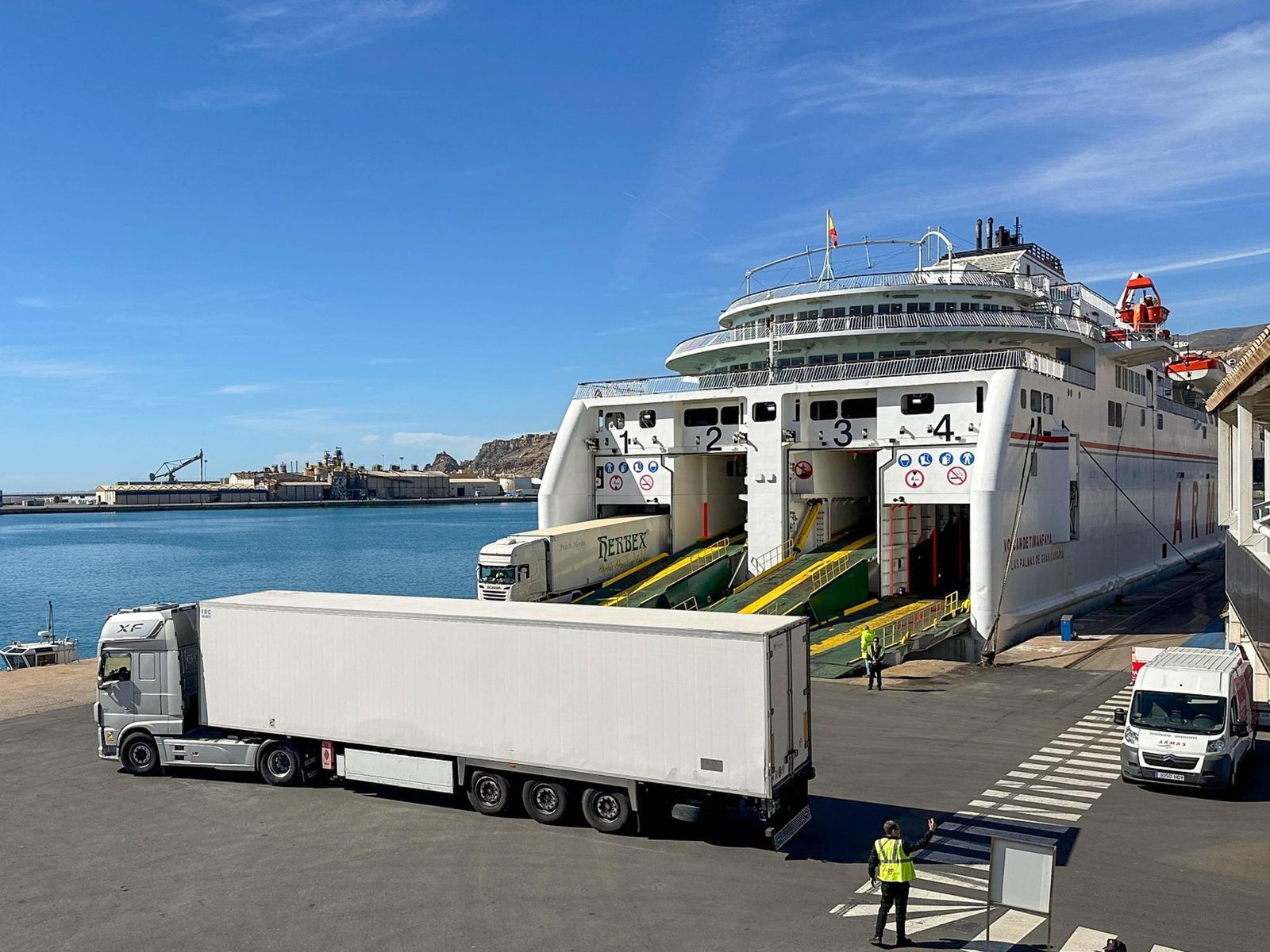 La actividad portuaria de Almería como aliado estratégico.