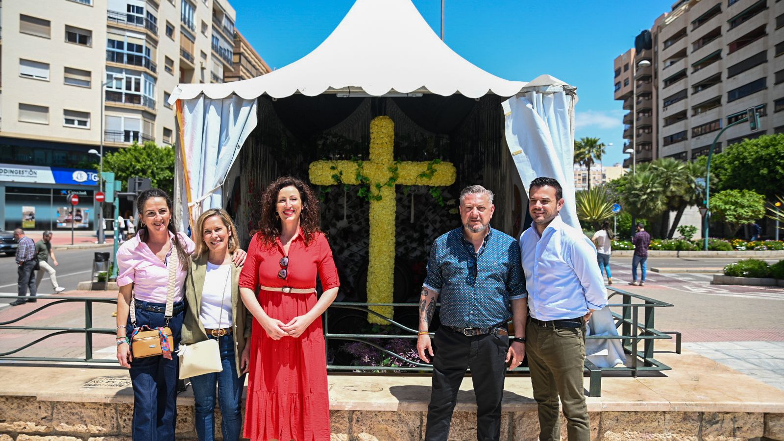 María del Mar Vázquez y Diego Cruz en las Cruces.