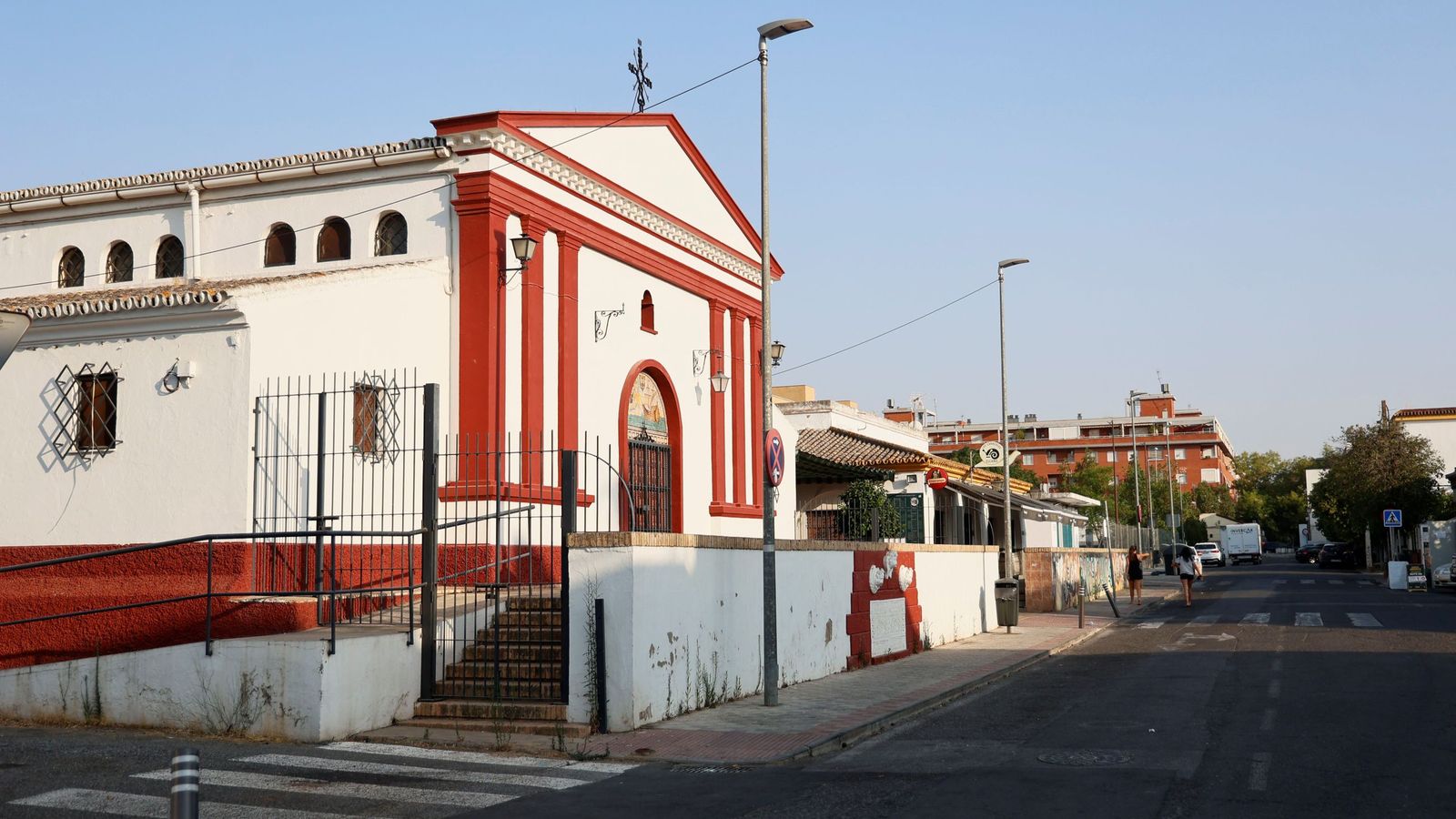 Iglesia del Carmen en la barriada Juan Sebastián Elcano en Sevilla.
