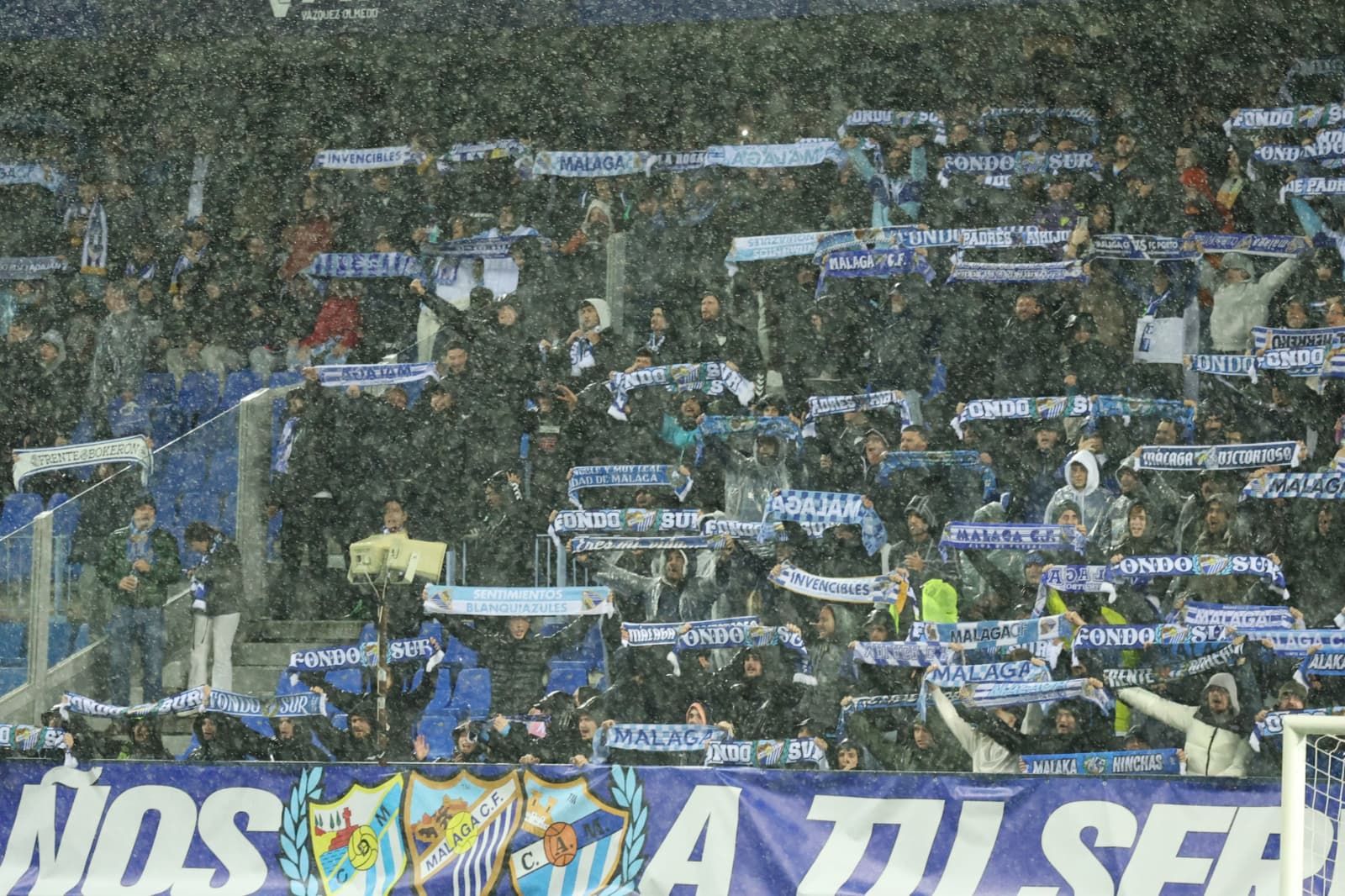 Búscate bajo la lluvia en el Málaga CF-Burgos
