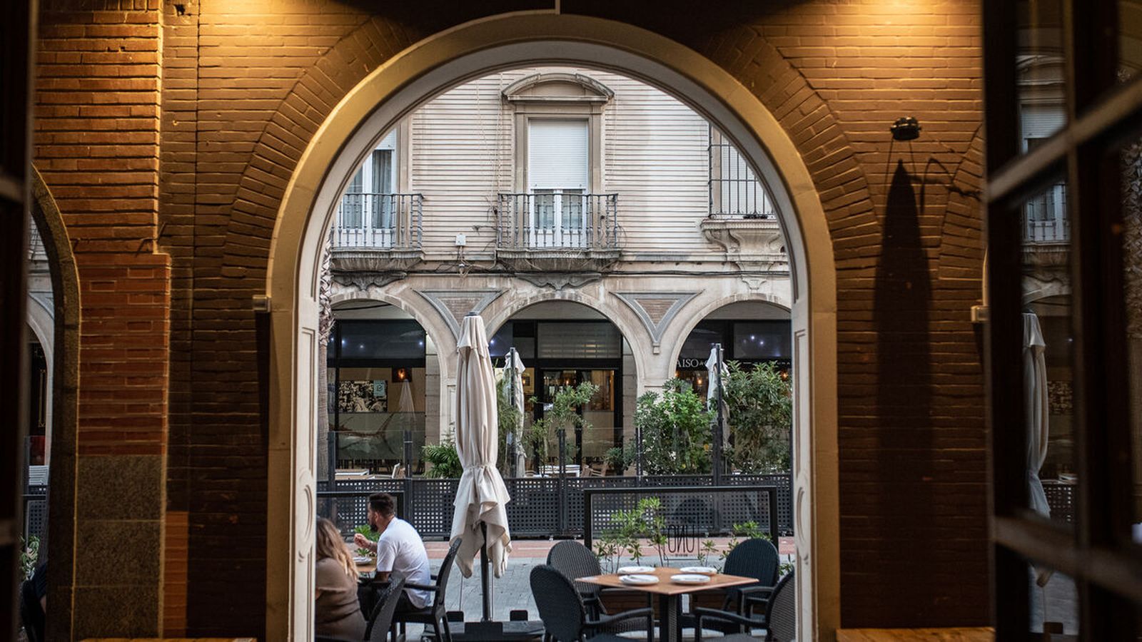 Gran Vía,  a un paso de la Plaza de las Monjas