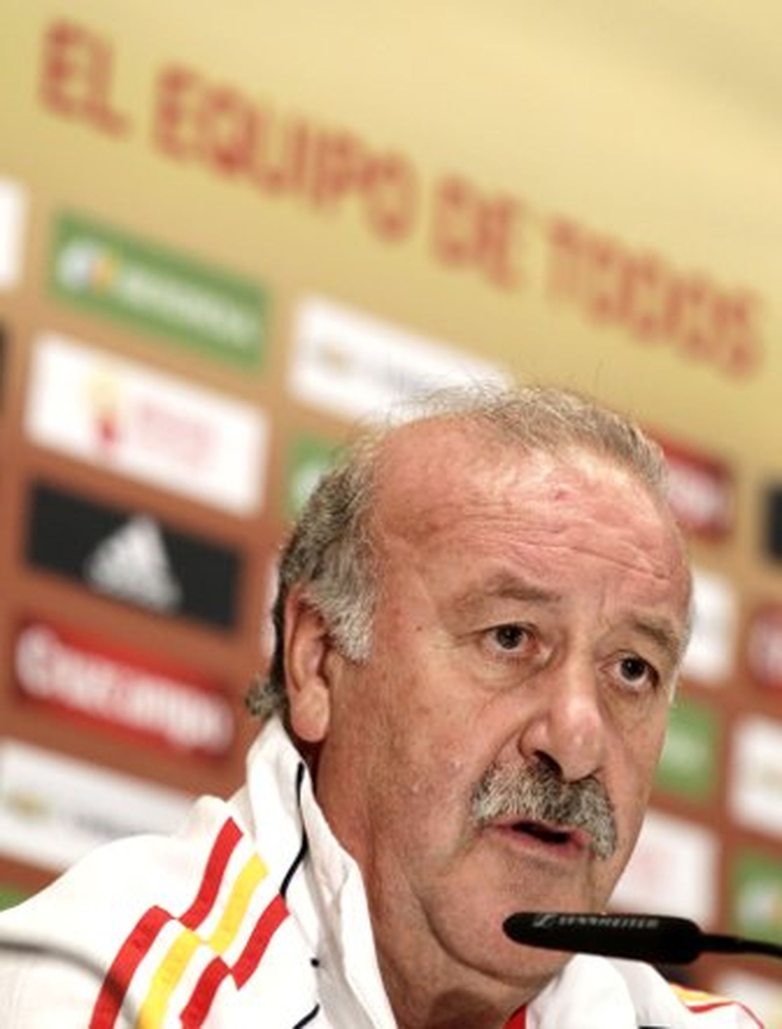 Del Bosque: "La situación de Xavi era insostenible"